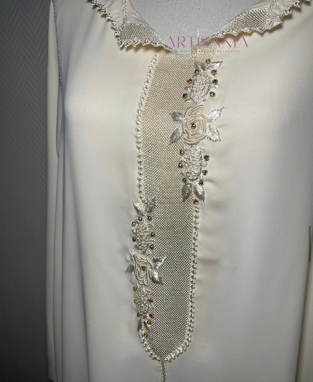 Jellaba marocaine une pièce faite main travail randa - modèle Amna 🌸