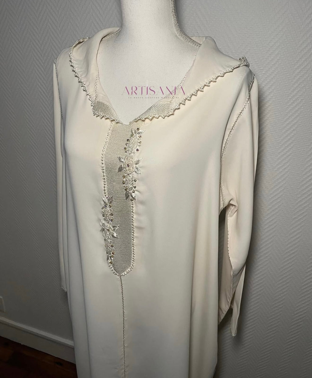 Jellaba marocaine une pièce faite main travail randa - modèle Amna 🌸