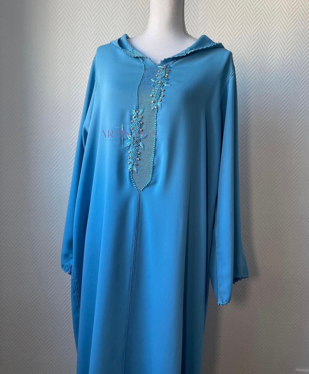 Jellaba marocaine une pièce faite main travail randa - modèle Amna 🌸