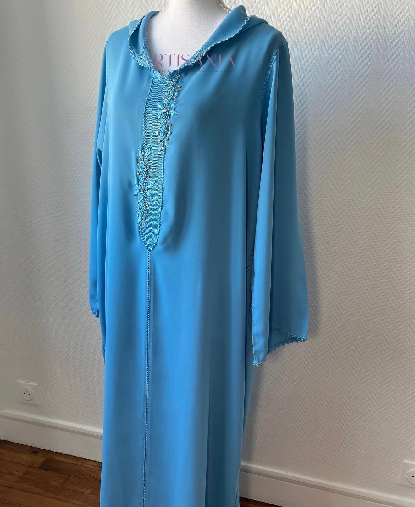 Jellaba marocaine une pièce faite main travail randa - modèle Amna 🌸