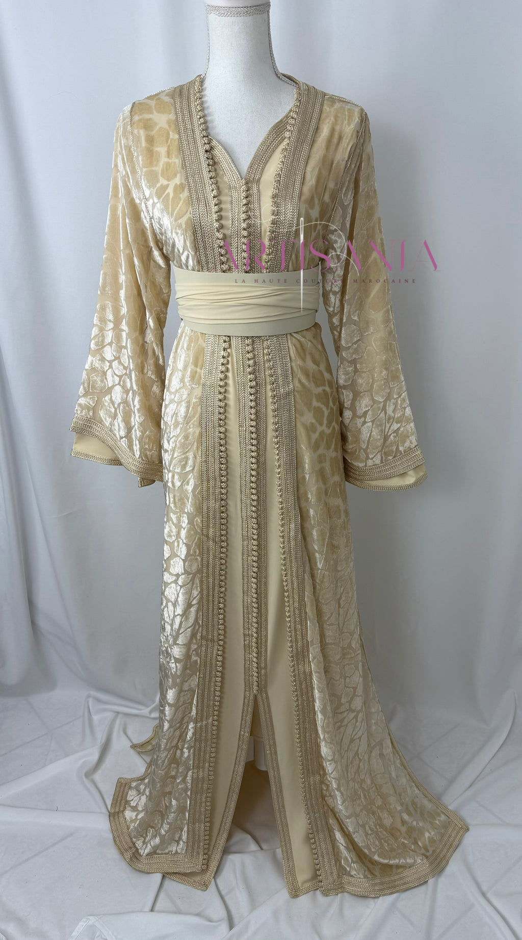 Takchita marocaine en velours - modèle Clara 🤍