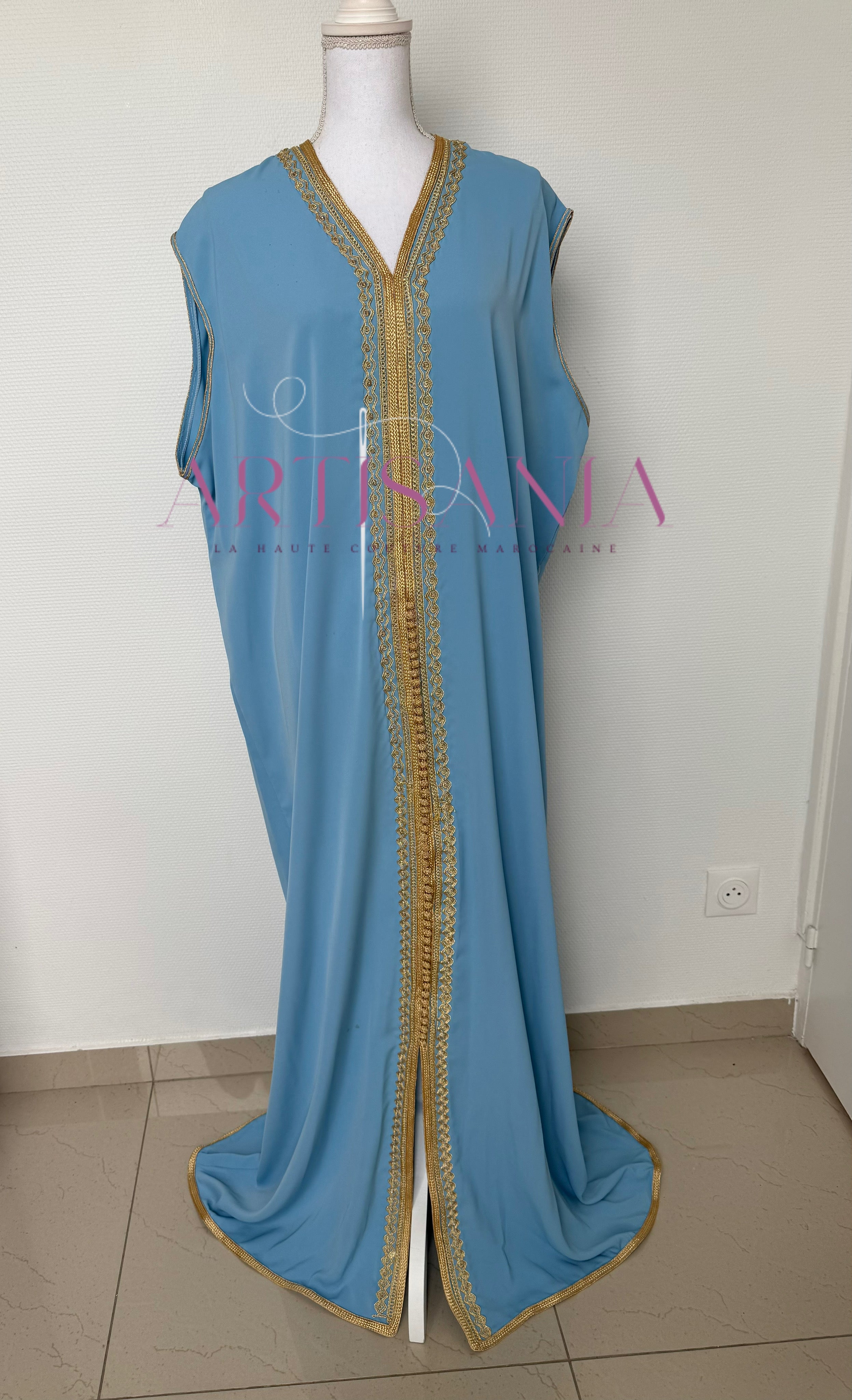 Takchita marocaine bleu et doré - modèle Marjana 👑💙