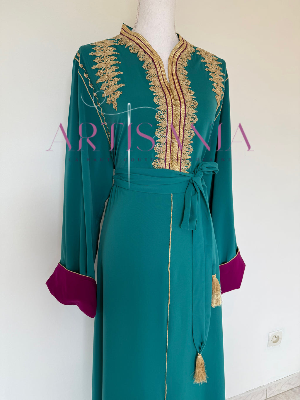 Caftan marocain à petit prix - modèle Romaïssa ✨