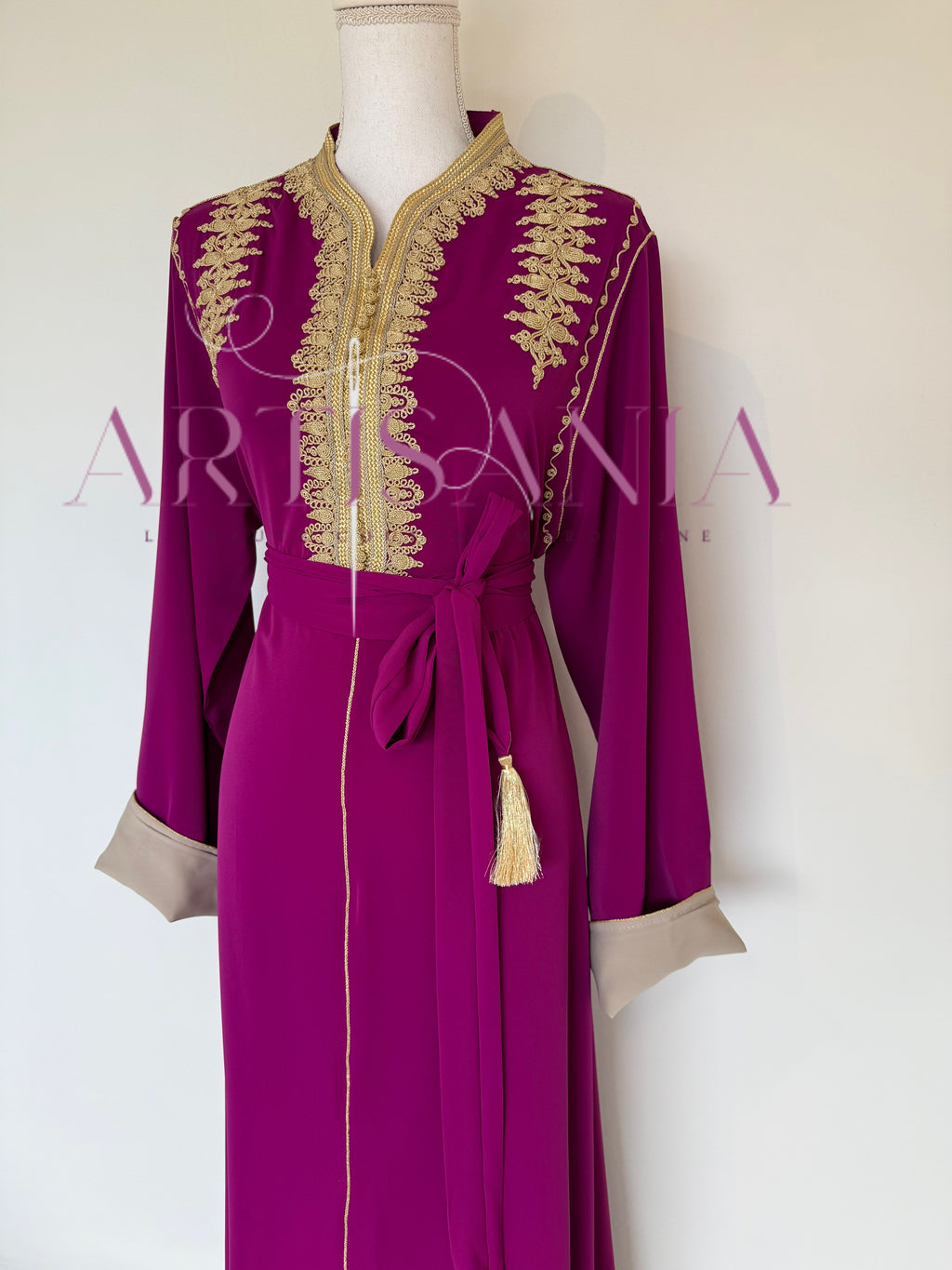 Caftan marocain à petit prix - modèle Romaïssa ✨