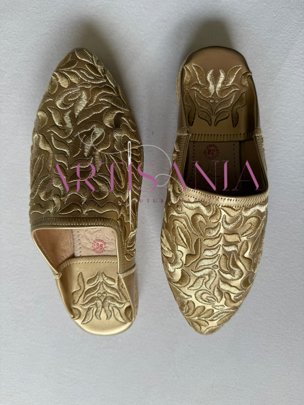 Babouche compensée marocaine brodée - modèle Hana