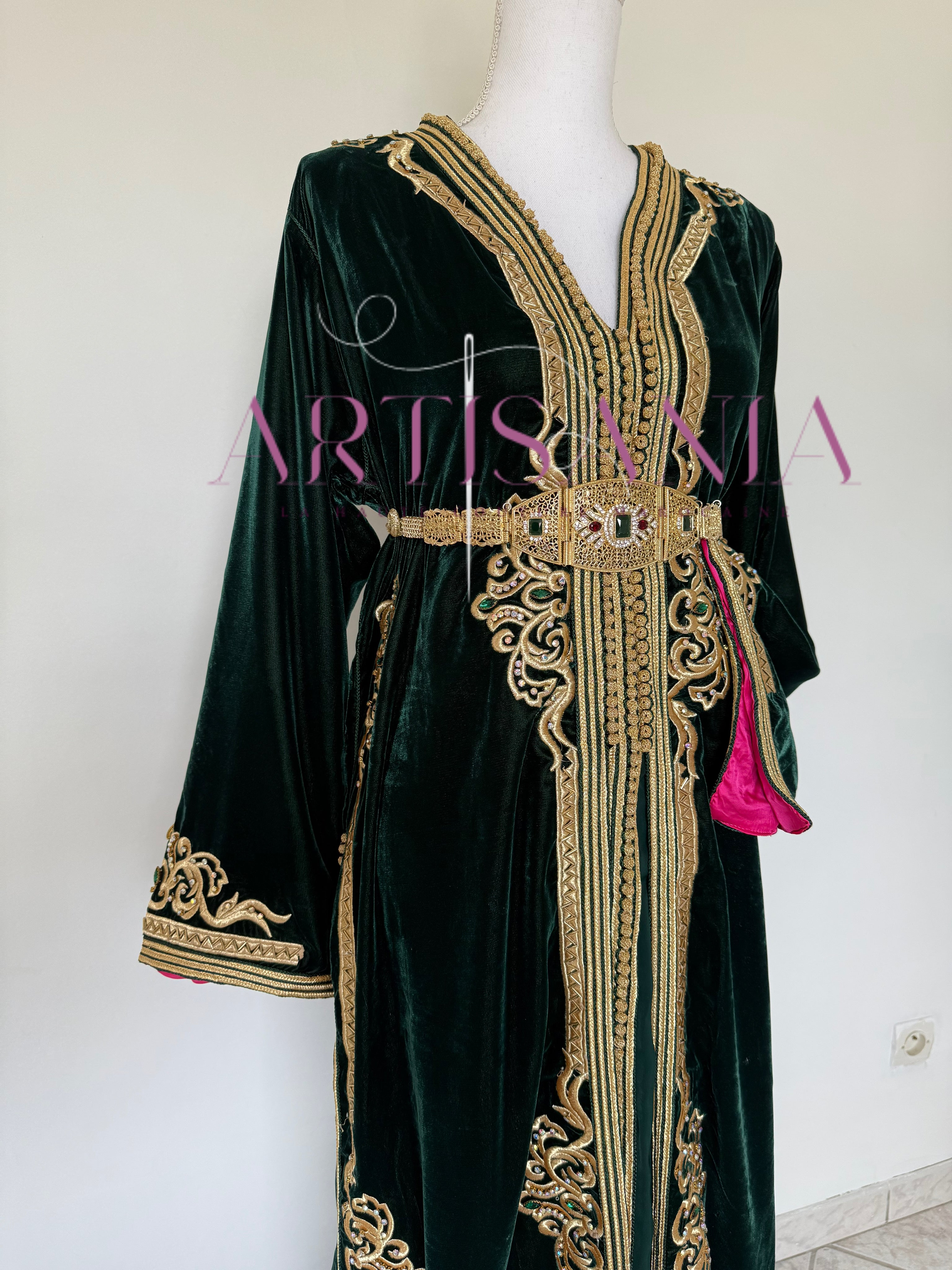 Takchita marocaine vert royal en velours - modèle Saadia 💚🩷✨