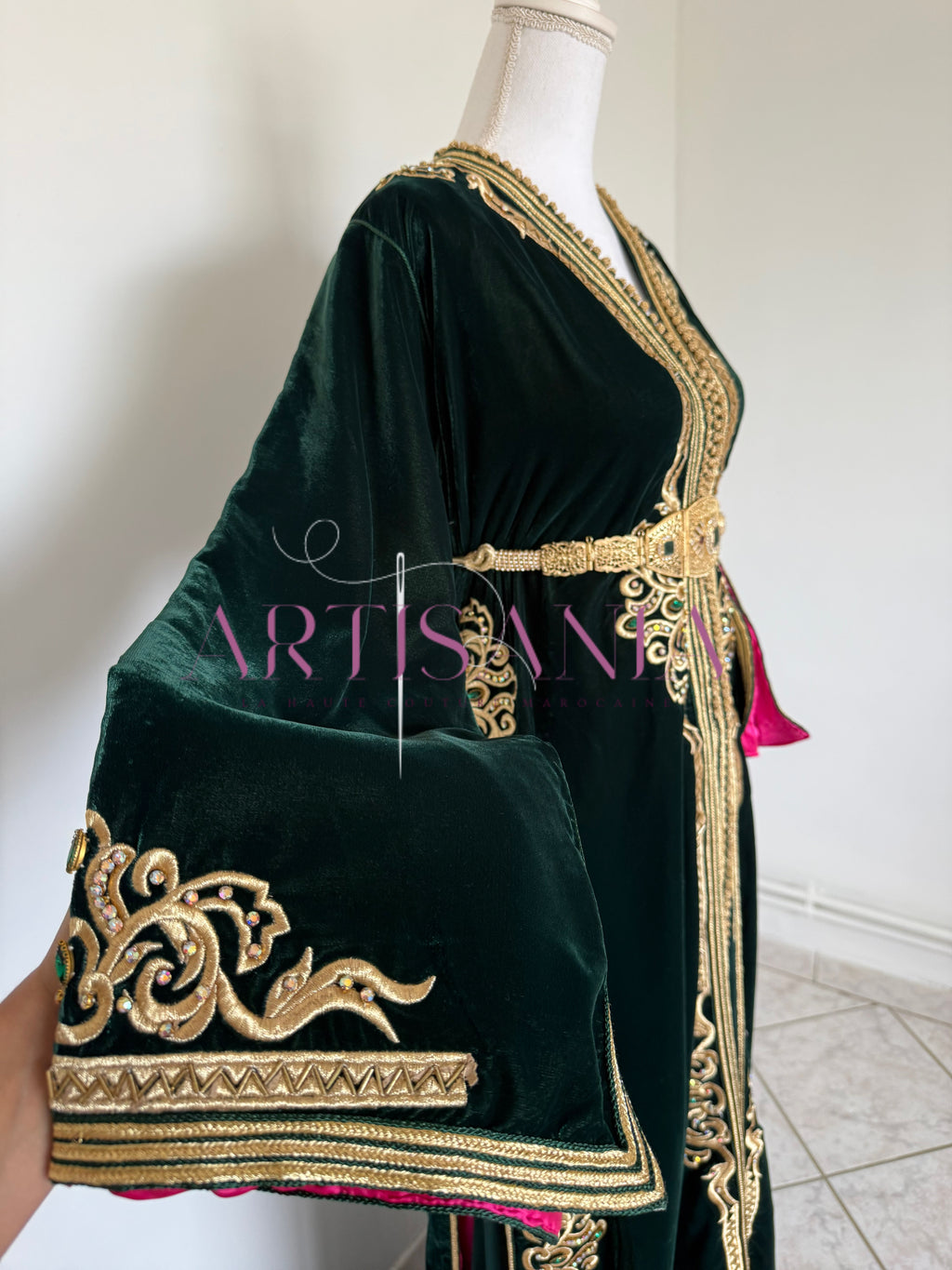 Takchita marocaine vert royal en velours - modèle Saadia 💚🩷✨