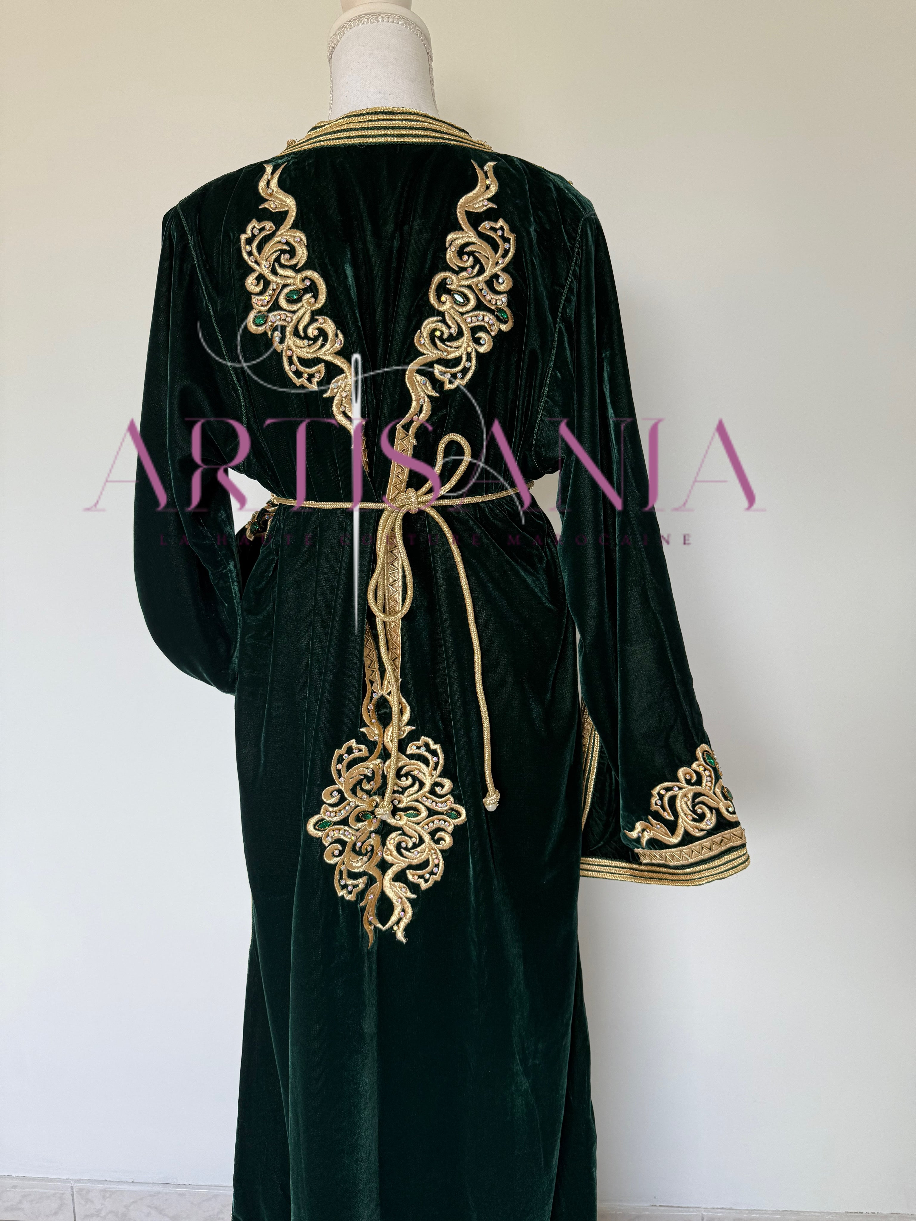 Takchita marocaine vert royal en velours - modèle Saadia 💚🩷✨