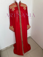 Caftan marocain col officier avec une touche doré - modèle Selma ✨