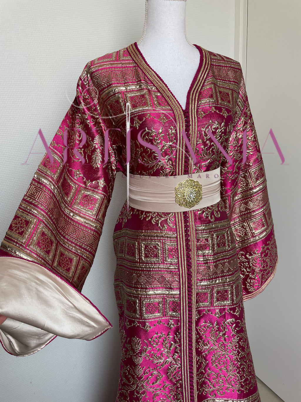 Caftan marocain tissu brocard - modèle Yasmine