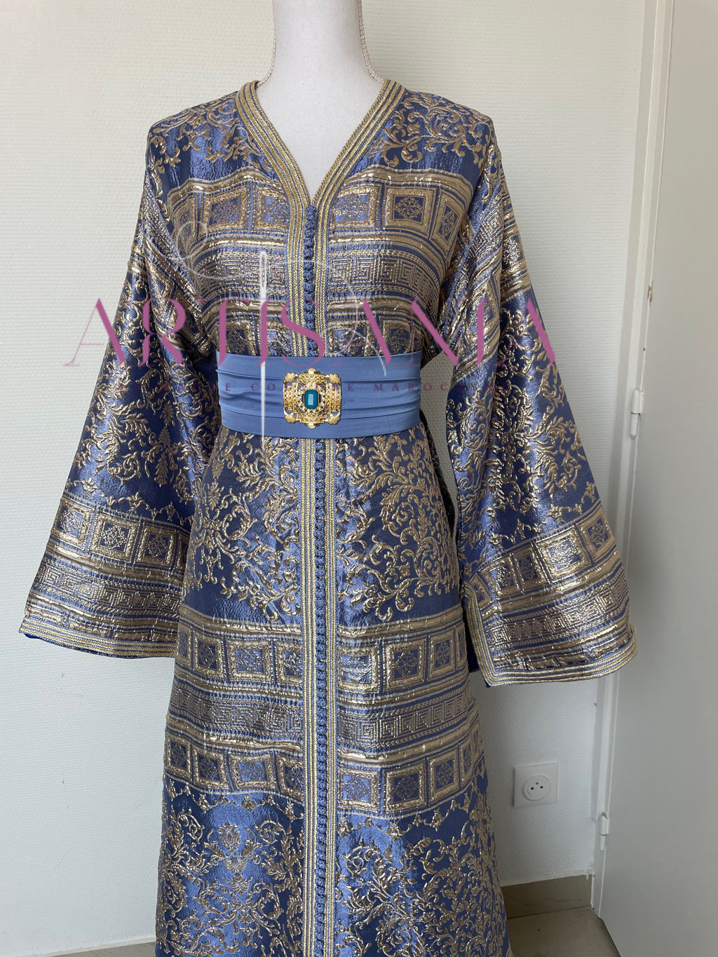 Caftan marocain tissu brocard - modèle Yasmine