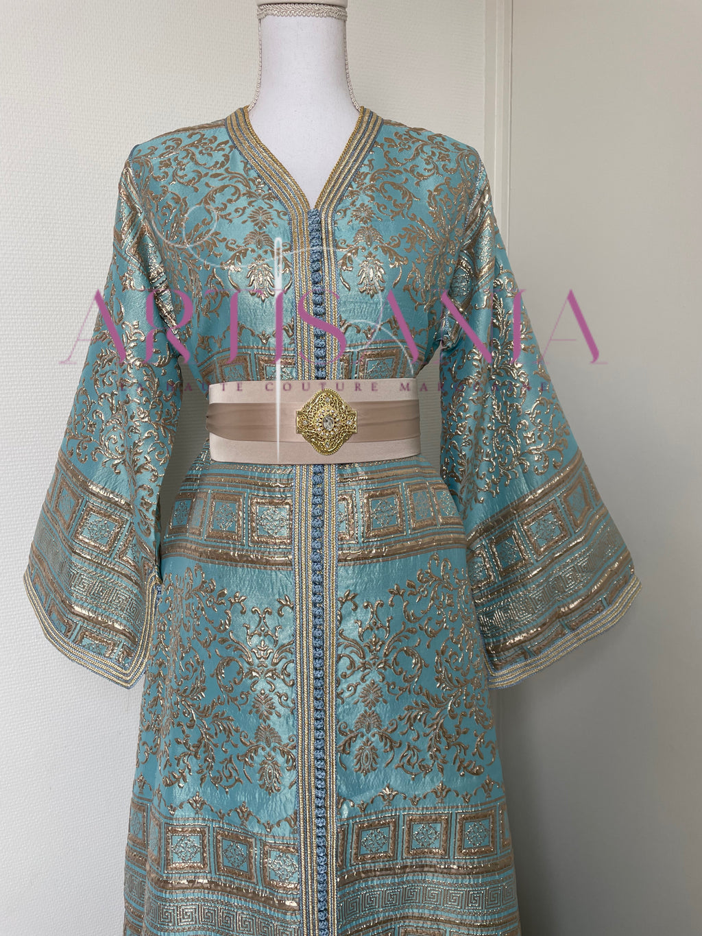 Caftan marocain tissu brocard - modèle Yasmine