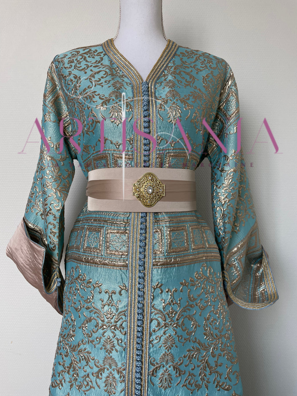 Caftan marocain tissu brocard - modèle Yasmine