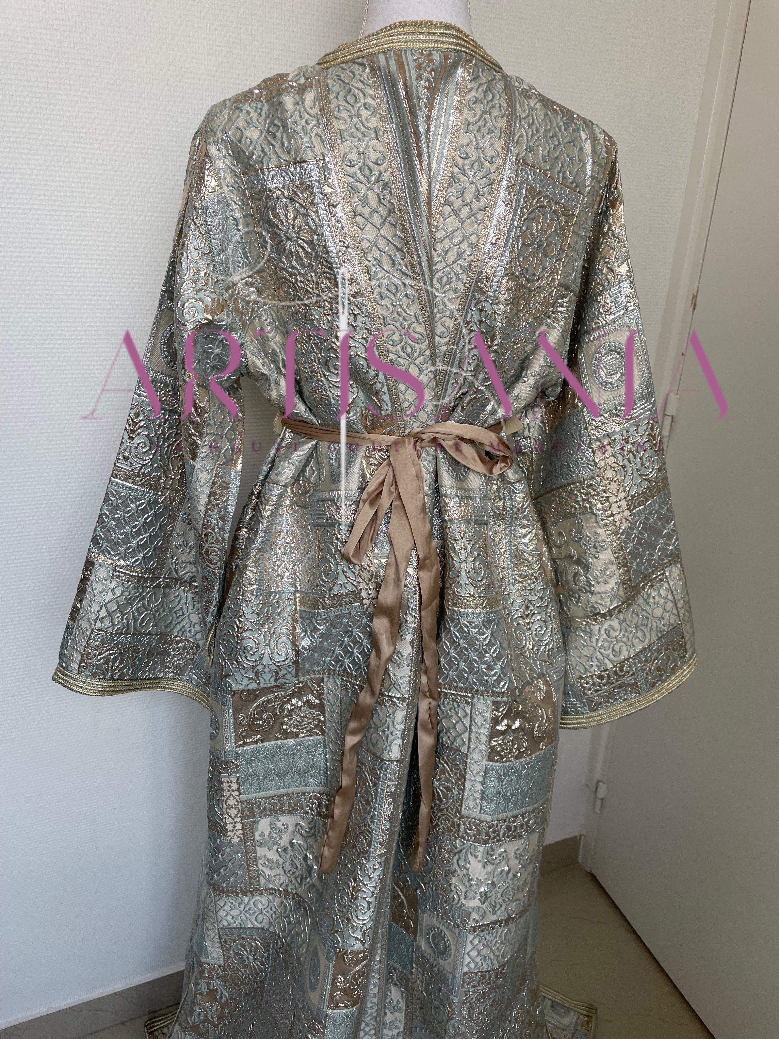 Caftan marocain tissu brocard - modèle Yasmine