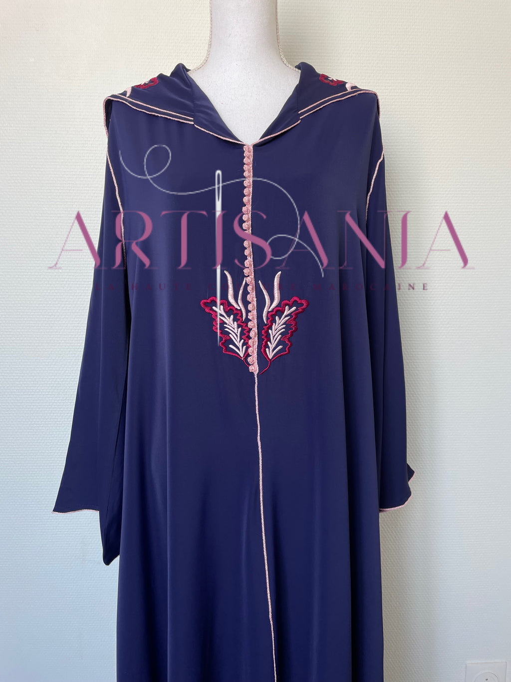 Jellaba marocaine une pièce capuche brodée - modèle Meliya