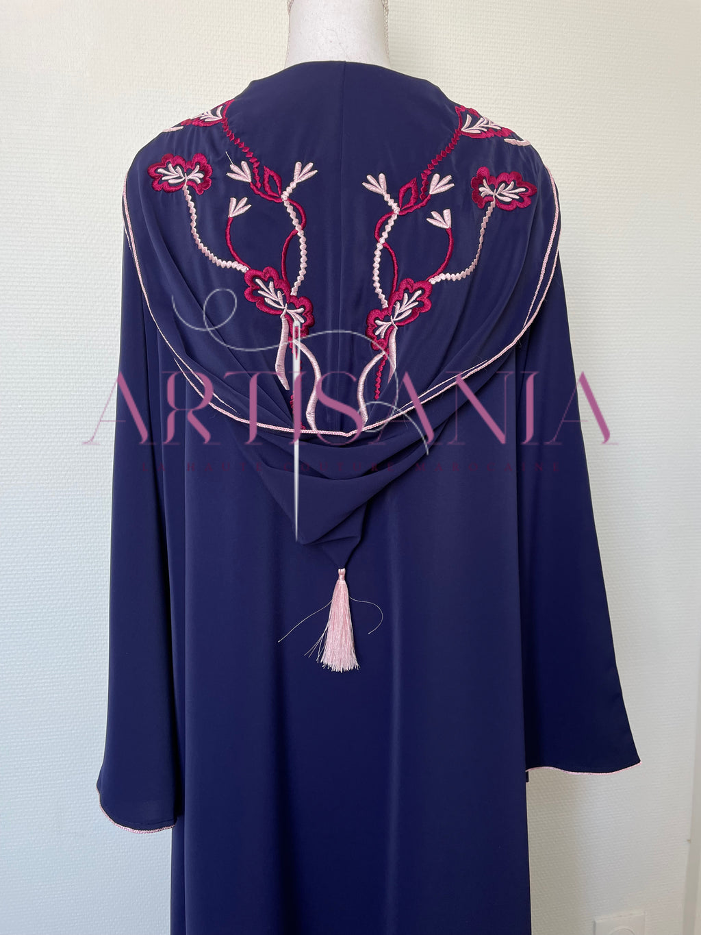 Jellaba marocaine une pièce capuche brodée - modèle Meliya