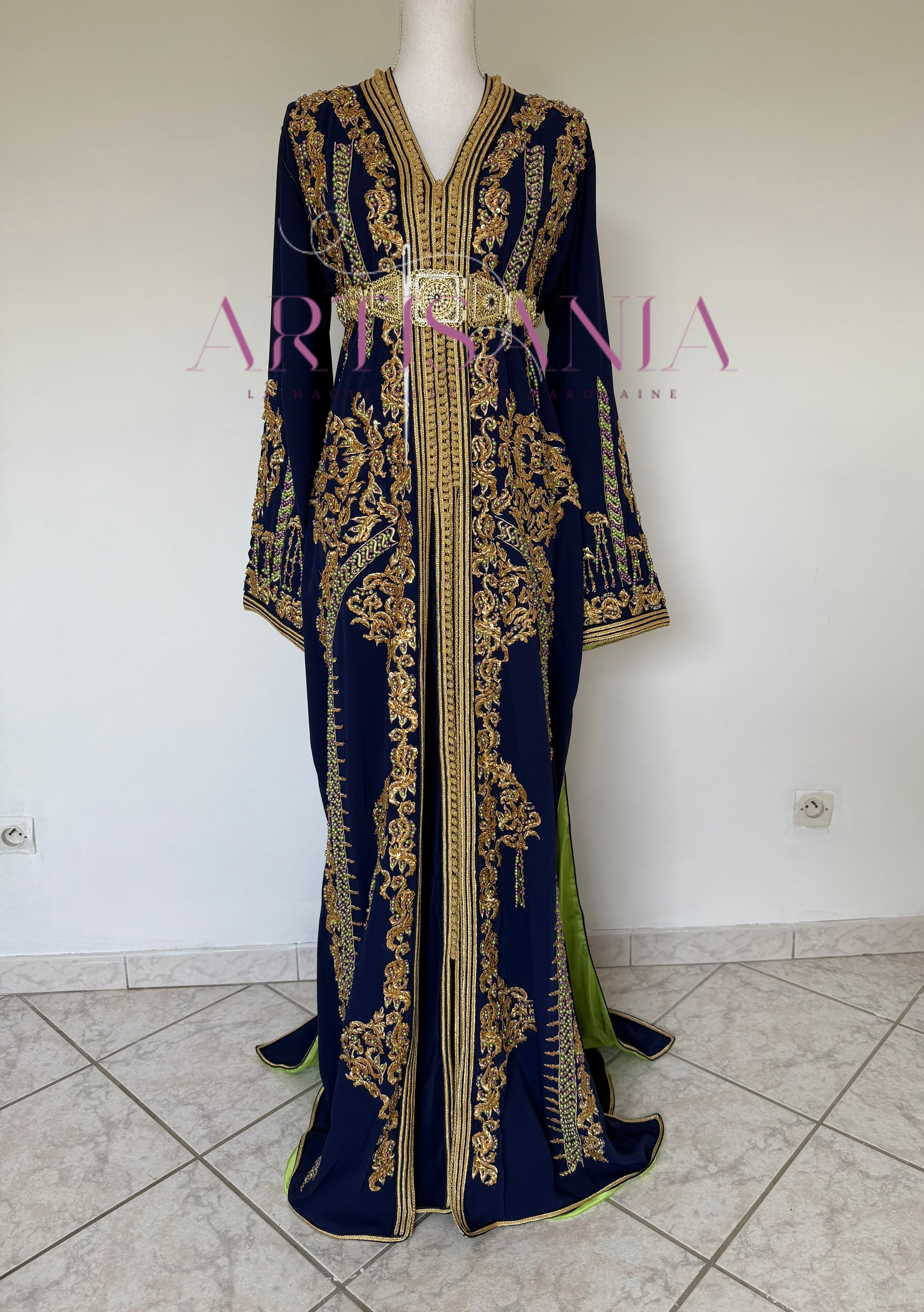 Takchita marocaine bleu marine et doré - modèle Nouhaila 🪡✨