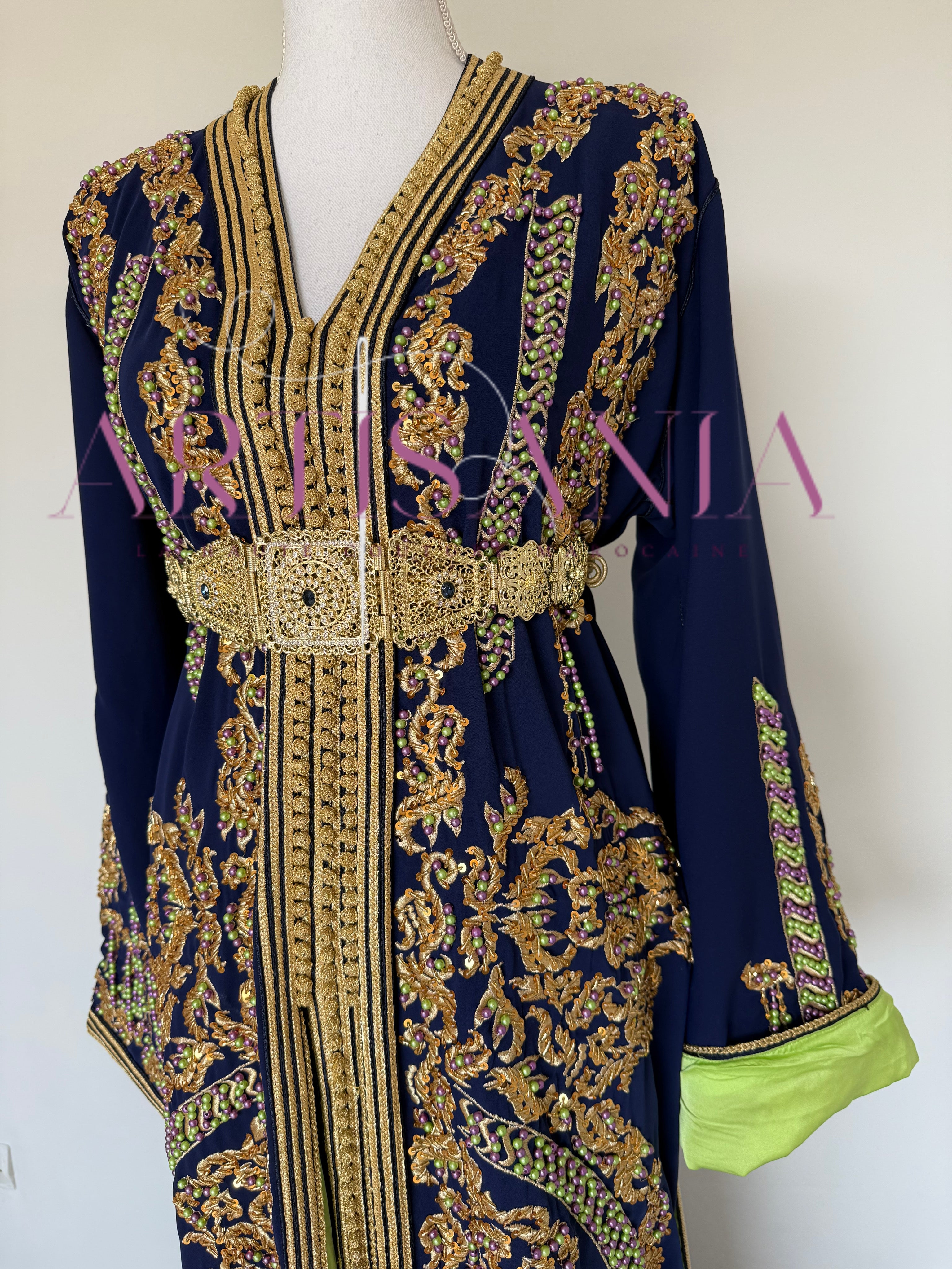 Takchita marocaine bleu marine et doré - modèle Nouhaila 🪡✨