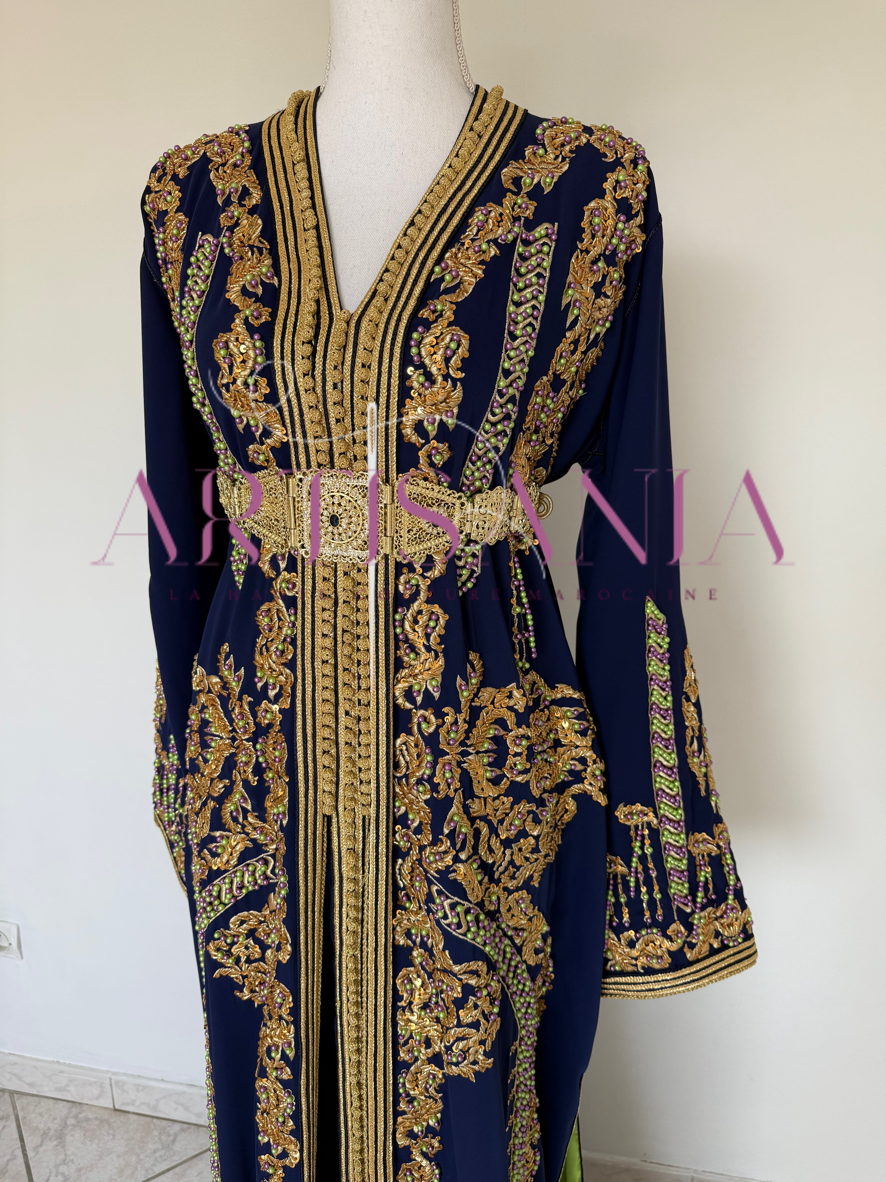 Takchita marocaine bleu marine et doré - modèle Nouhaila 🪡✨