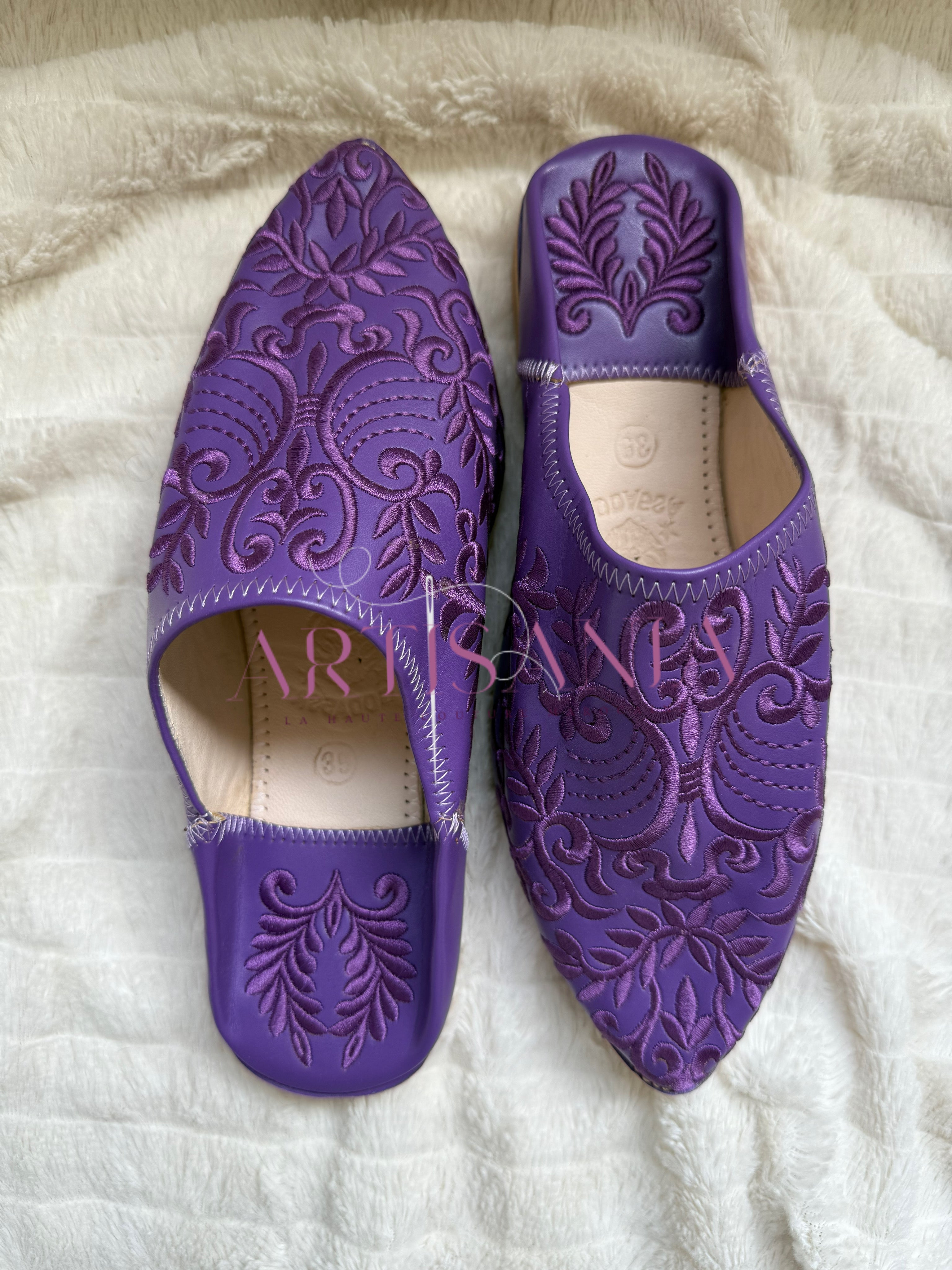 Babouche plates Anissa - violet foncé