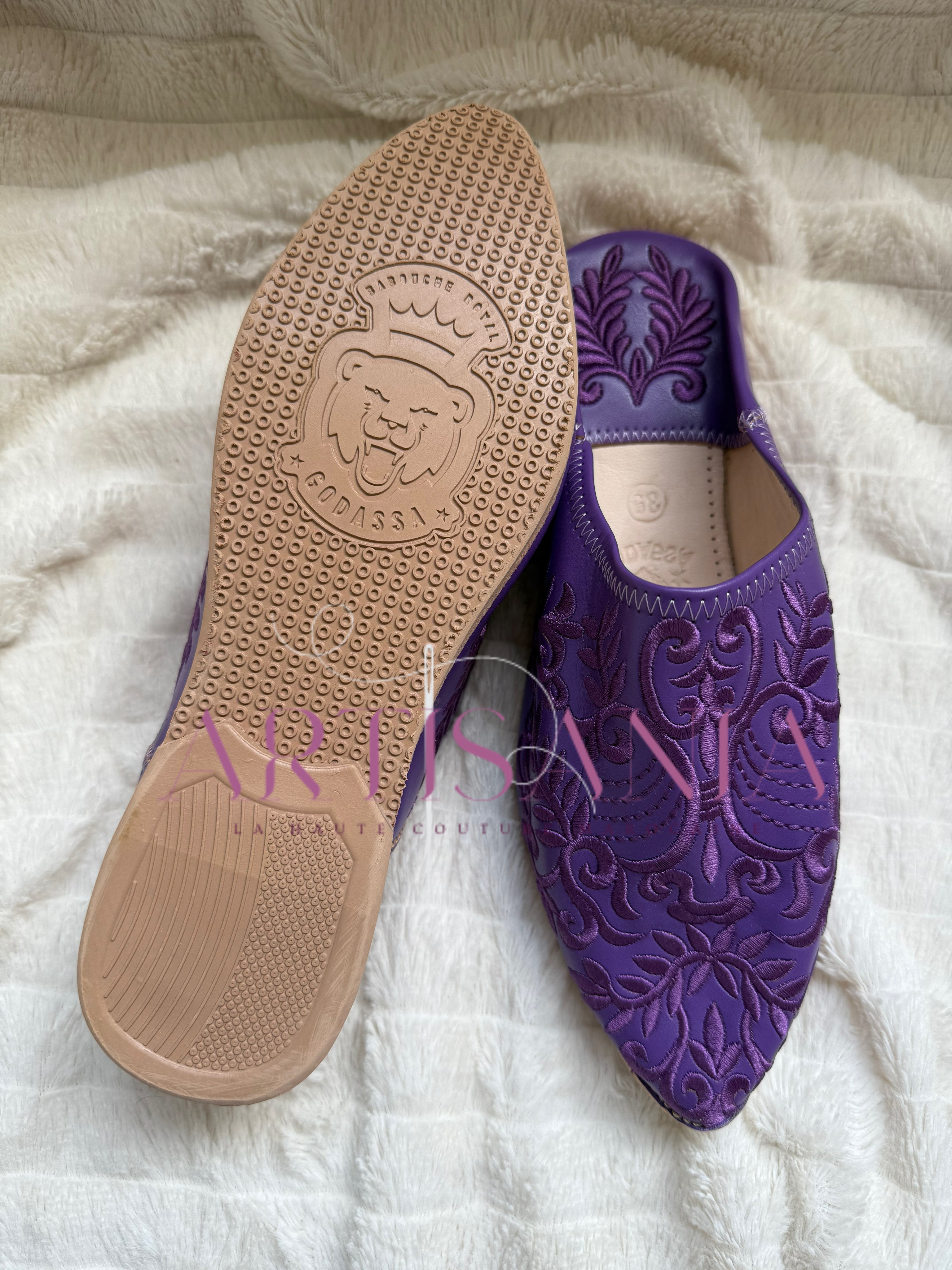 Babouche plates Anissa - violet foncé