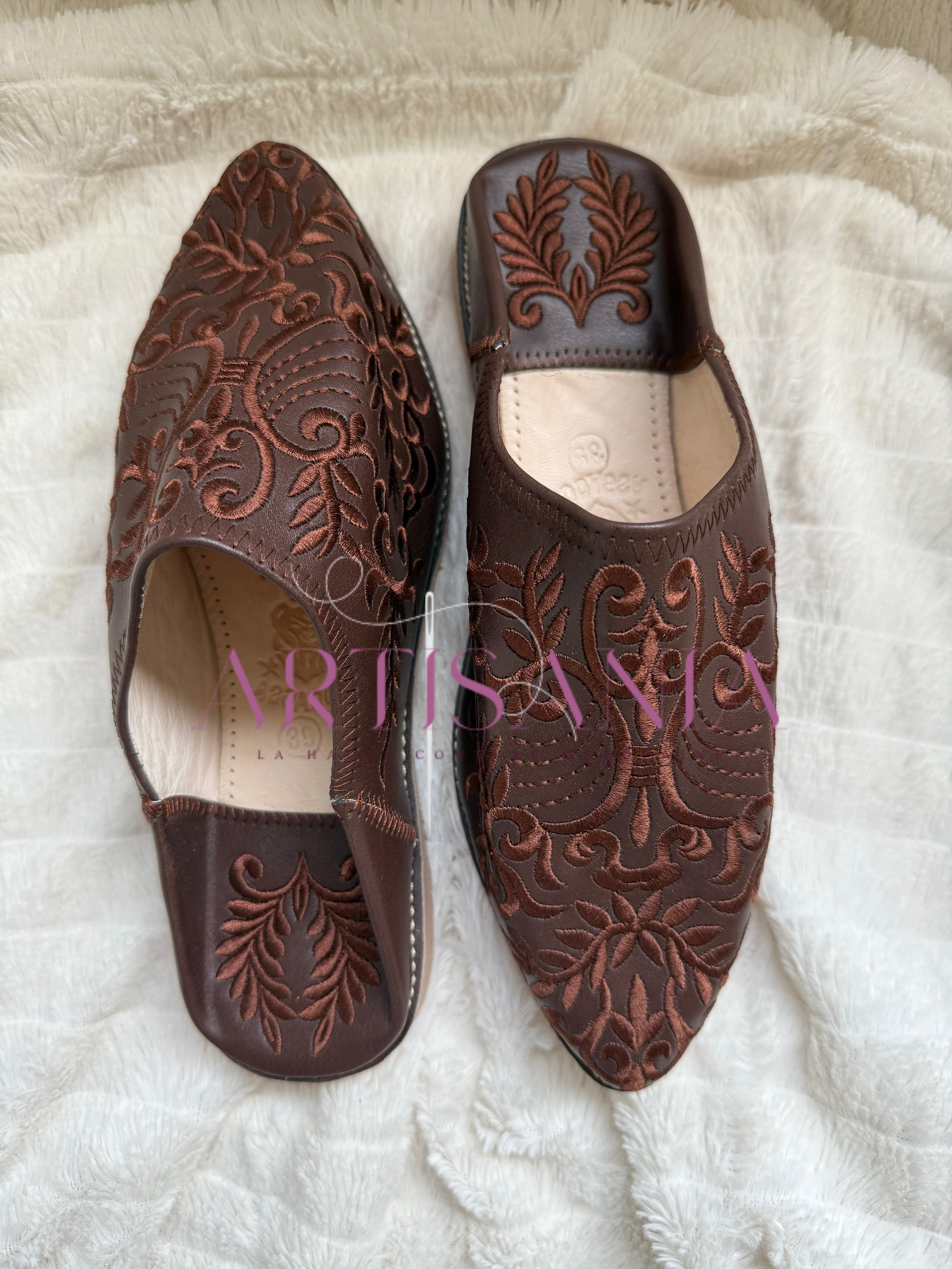 Babouche plates Anissa - marron foncé