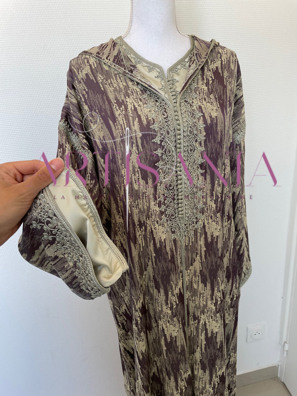 Jellaba marocaine deux pièces en tissu Kamkha – Modèle Tiana