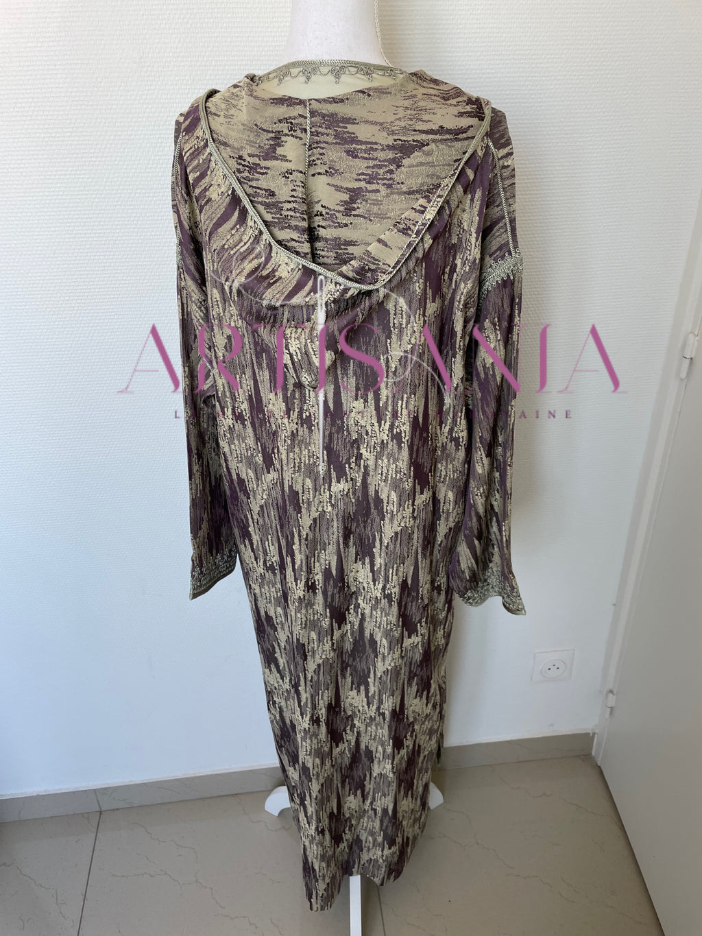 Jellaba marocaine deux pièces en tissu Kamkha – Modèle Tiana