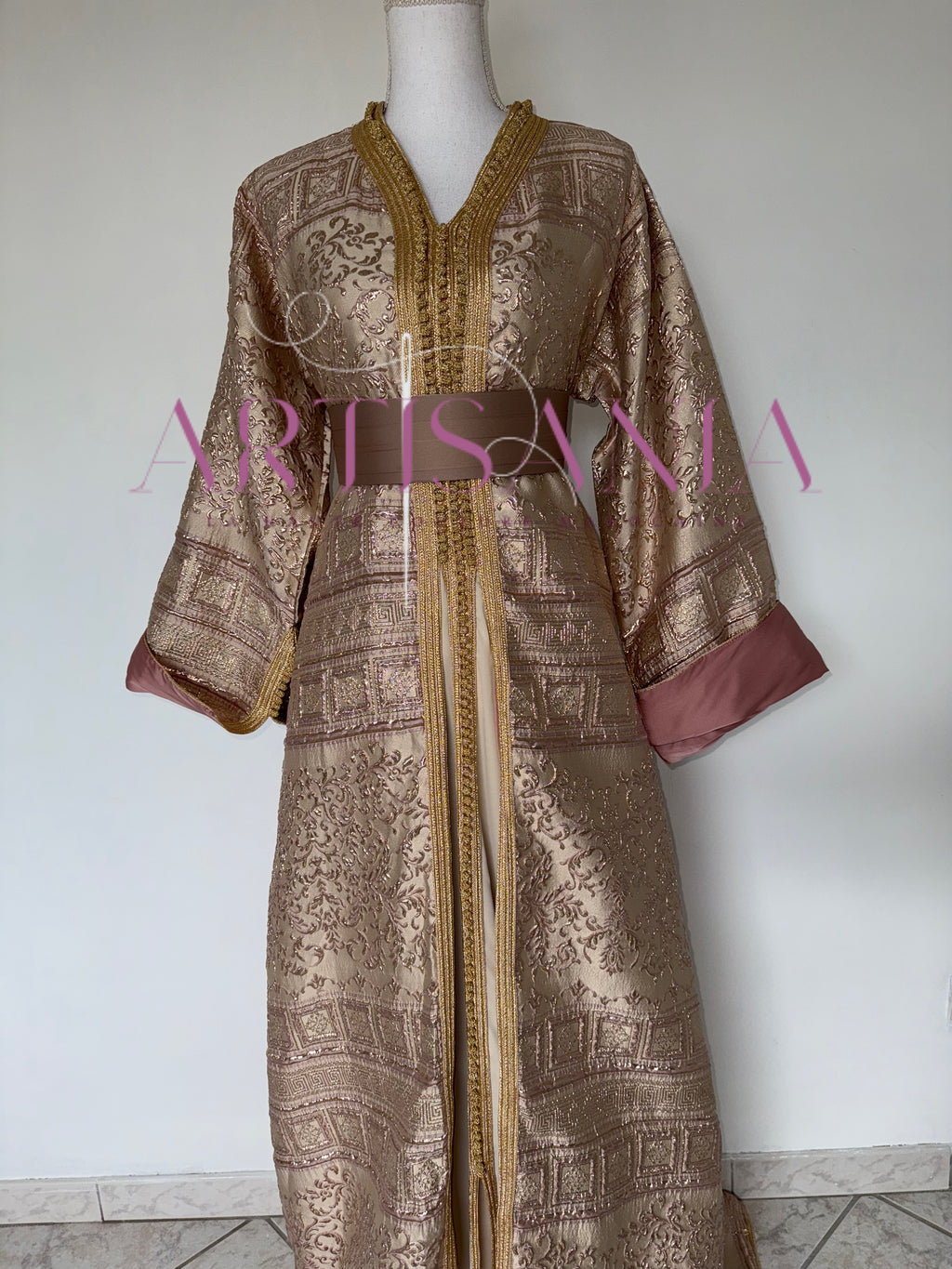 Takchita marocaine brocard de luxe - modèle Yamina 🩷✨