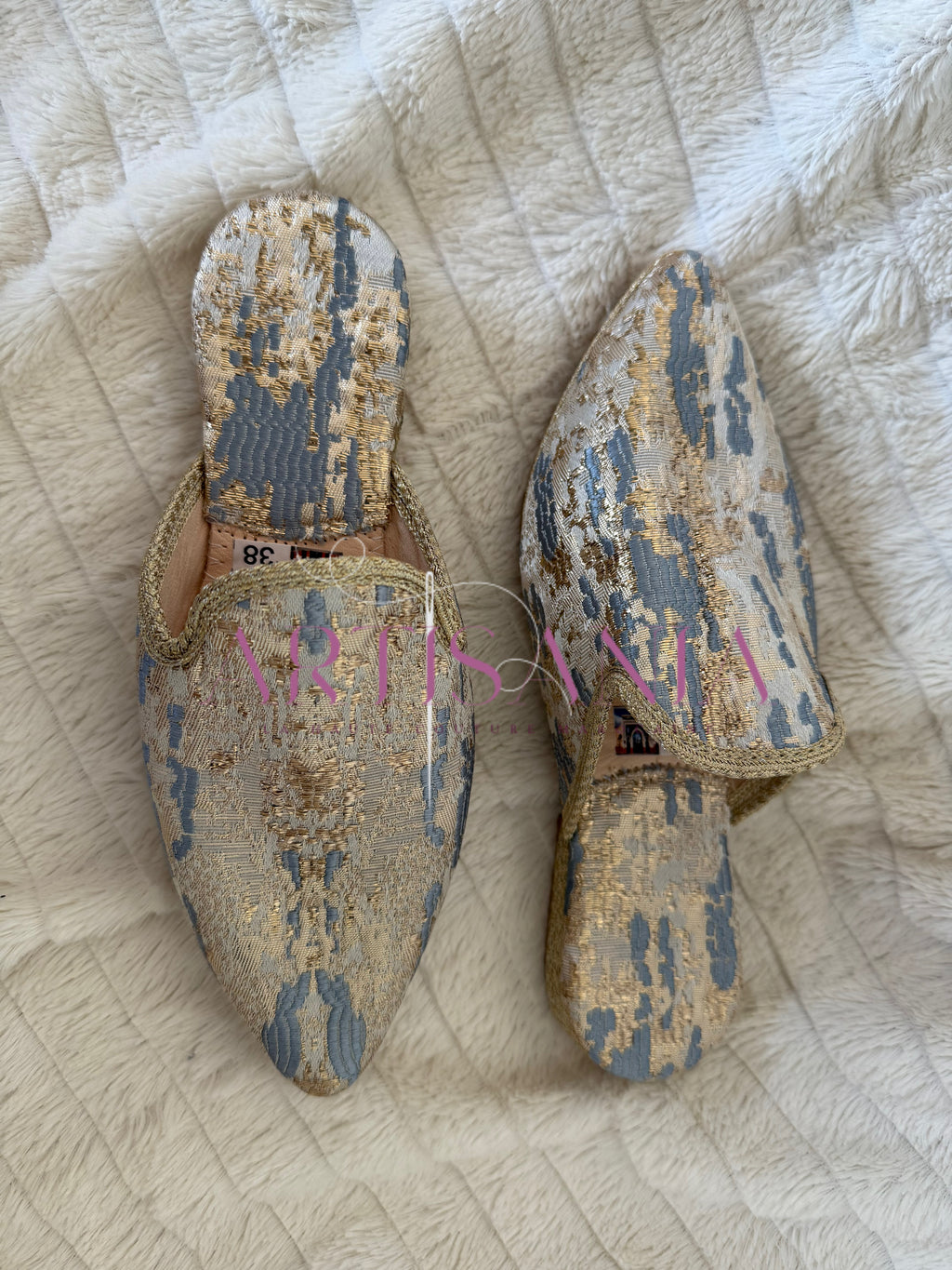 Babouche petit talon - modèle Nada 🩵
