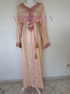Caftan traditionnel marocain confectionné en tissu Jawhara - Modèle Sahra ✨