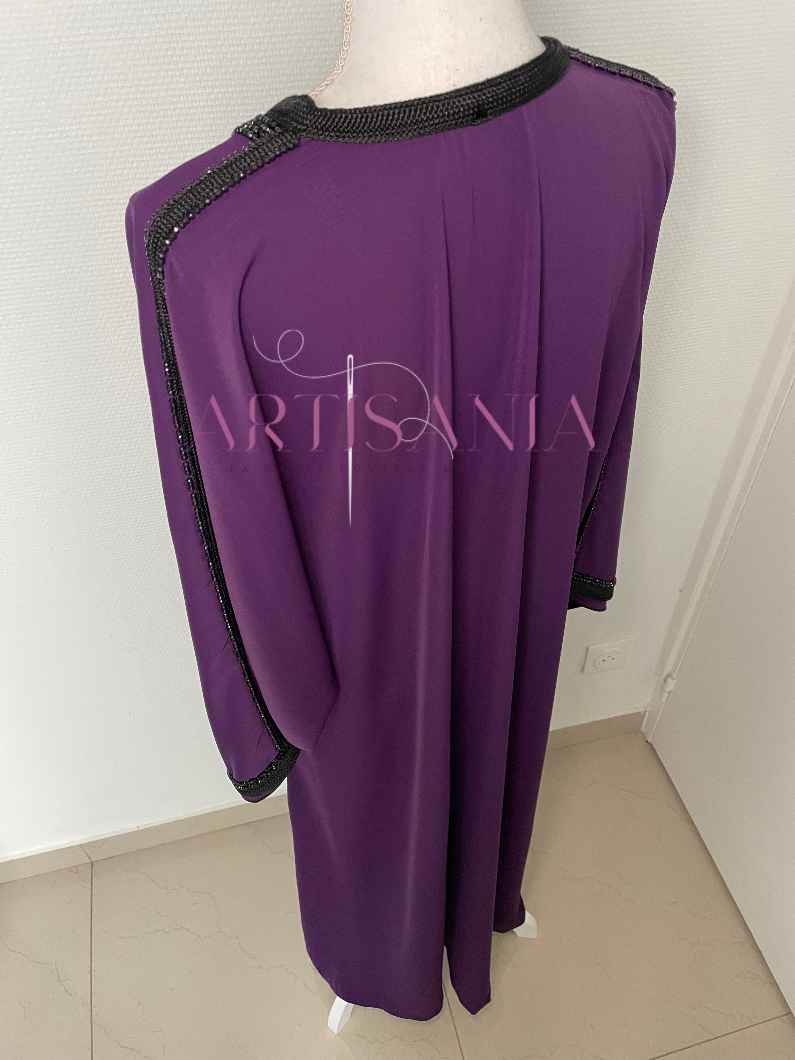 Gandoura faite main avec perles – Collection Loubna 🖤✨