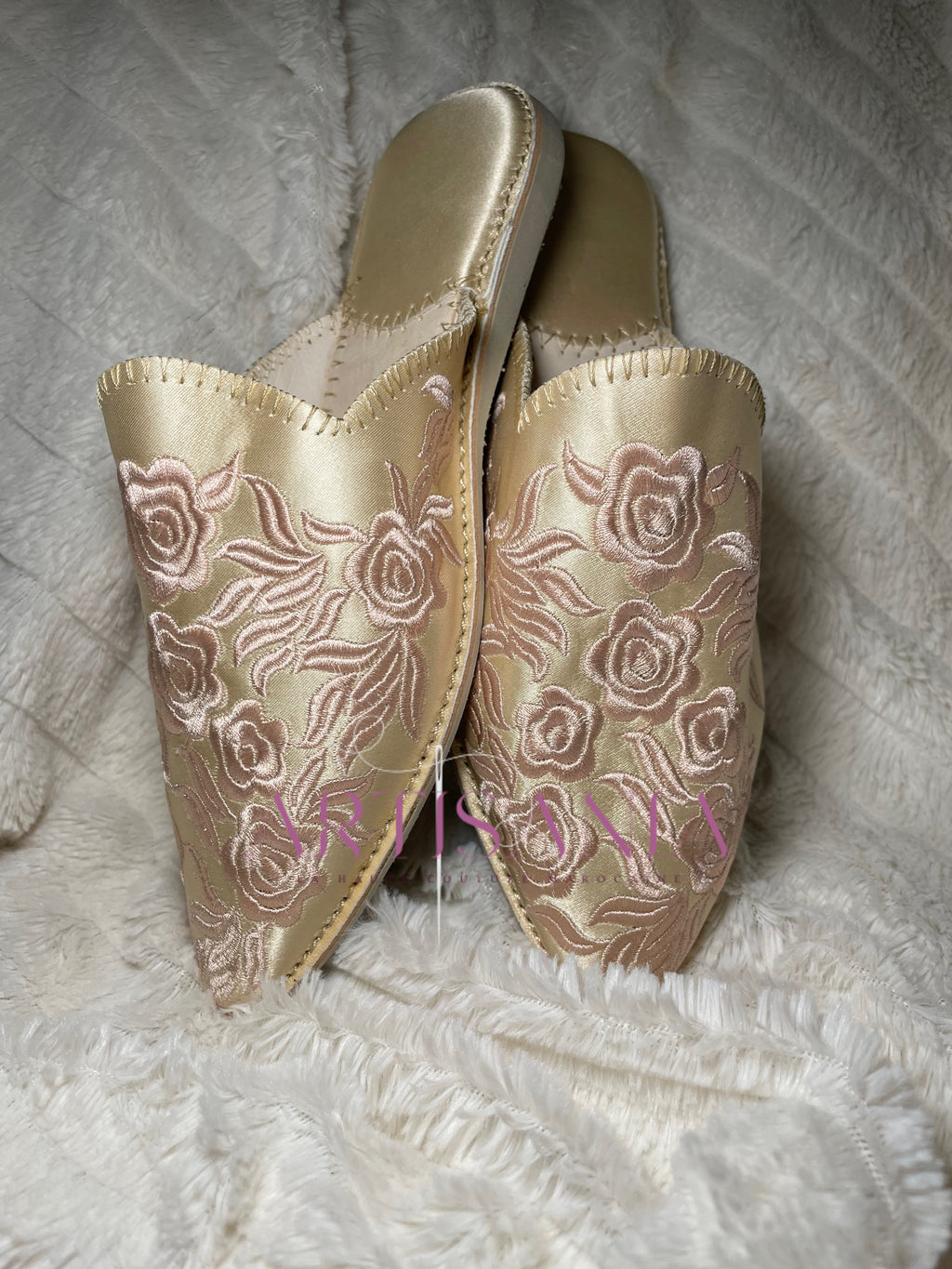 Babouche marocaine plate modèle Rosa - rose clair