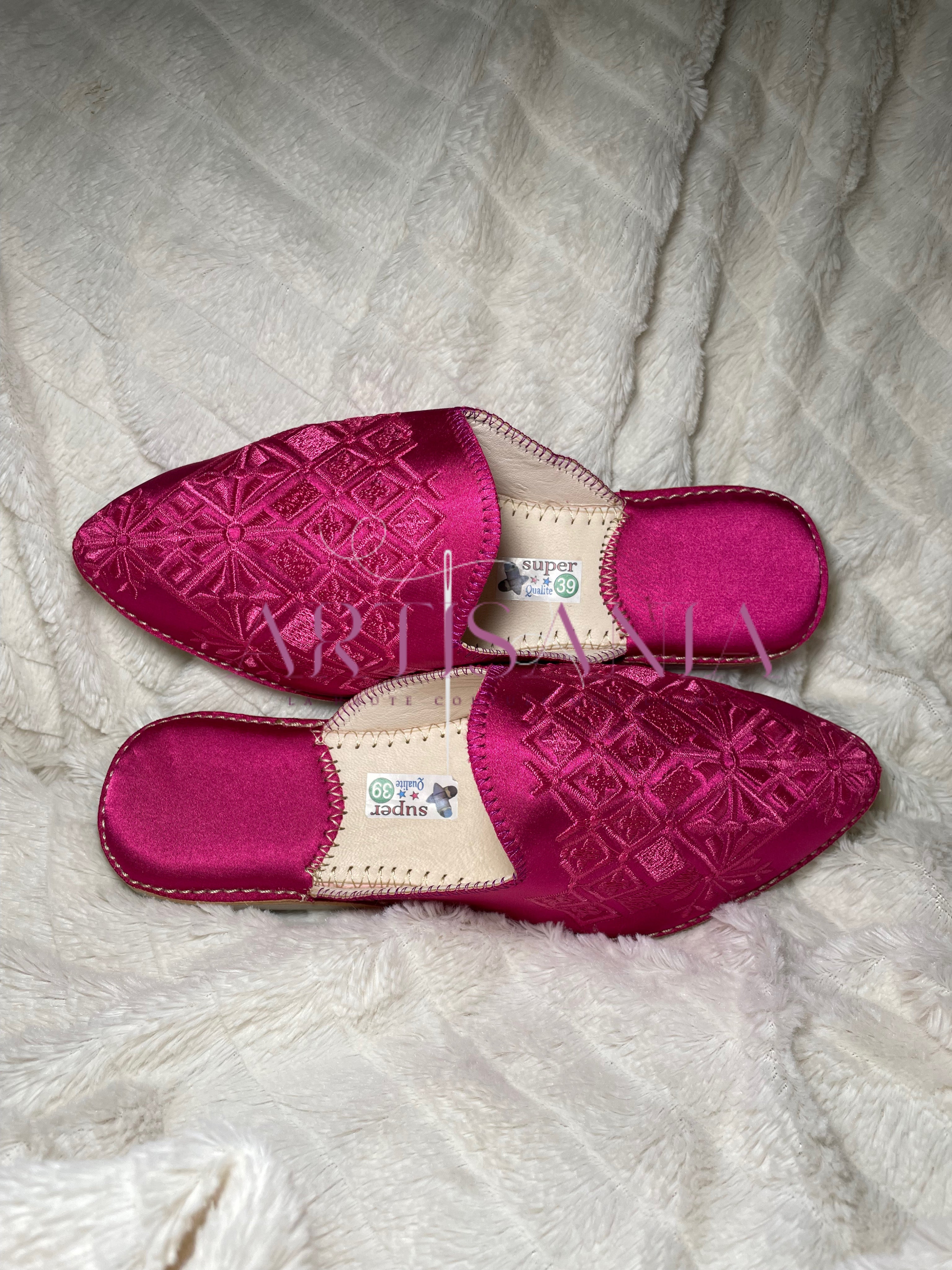 Babouche marocaine plate modèle Besma - fuchsia