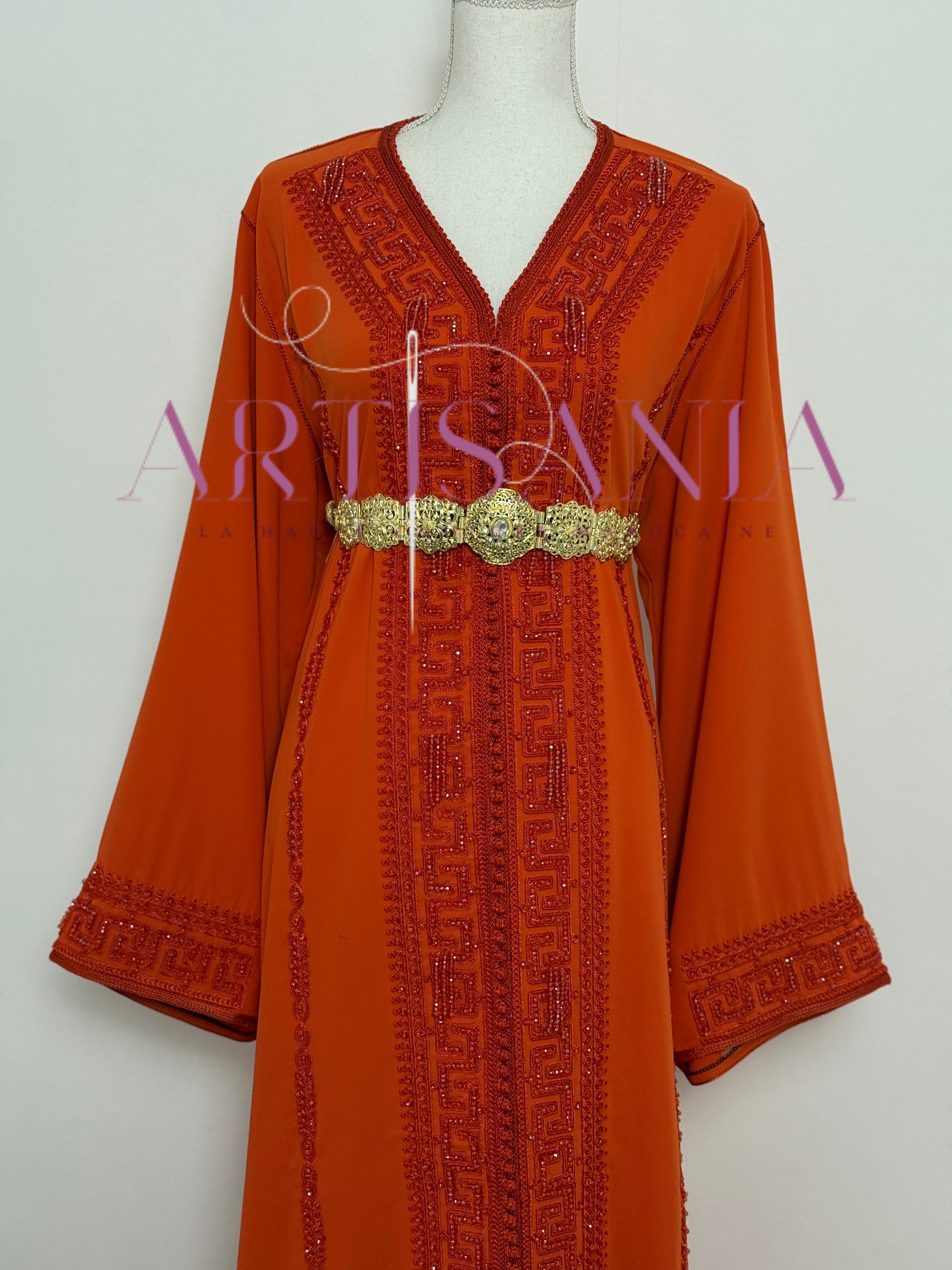 Caftan marocain avec perles couleur unie - modèle Siwar