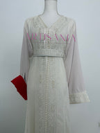 Caftan marocain avec perles couleur unie - modèle Siwar