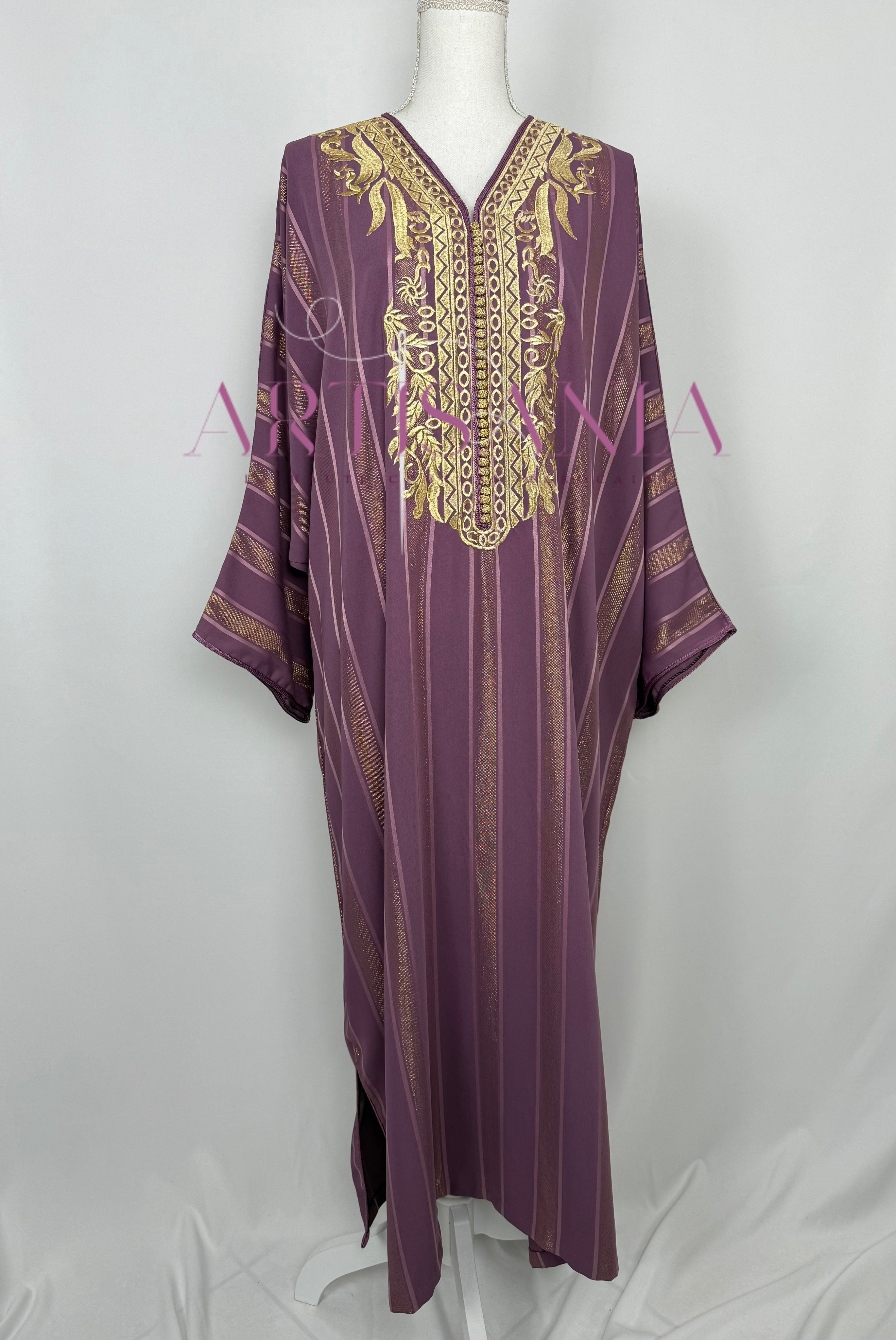 Gandoura tissu Jawhara  avec broderies - modèle Zohra