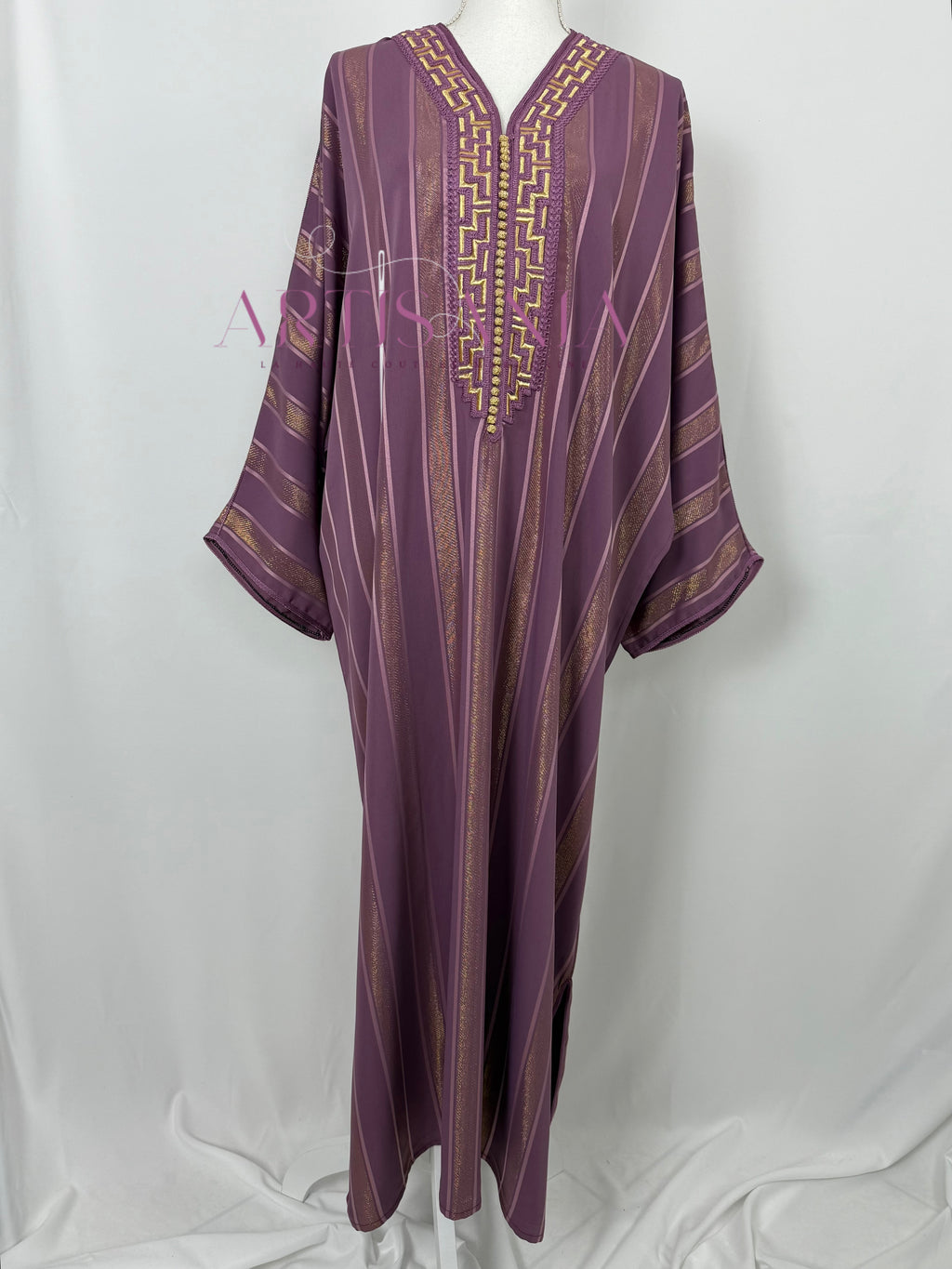 Gandoura tissu jawhara avec broderies - modèle Zahia