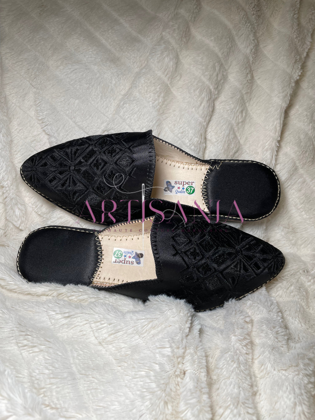 Babouche marocaine plate modèle Besma - noir