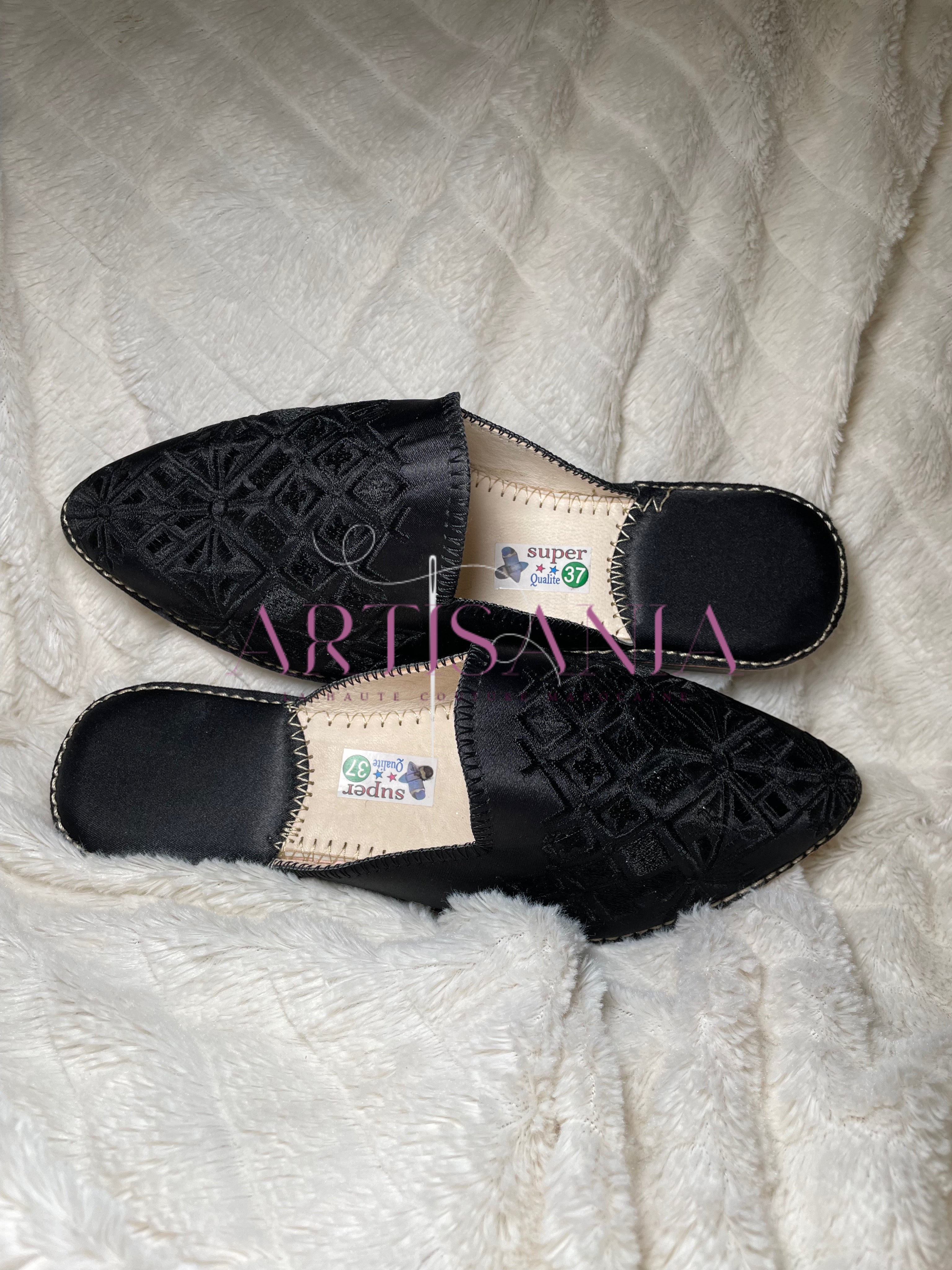 Babouche marocaine plate modèle Besma - noir