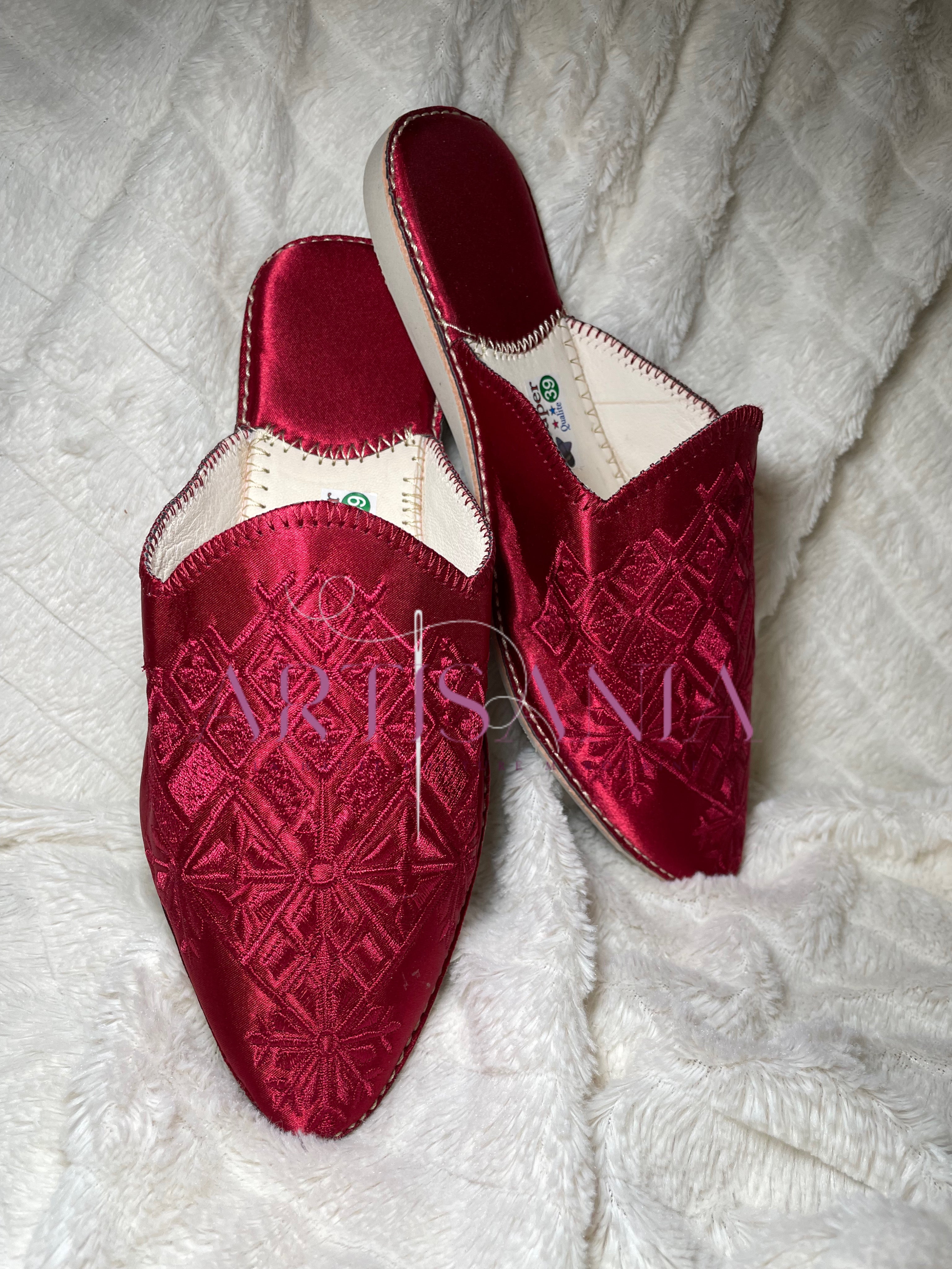 Babouche marocaine plate modèle Besma - rouge bordeaux