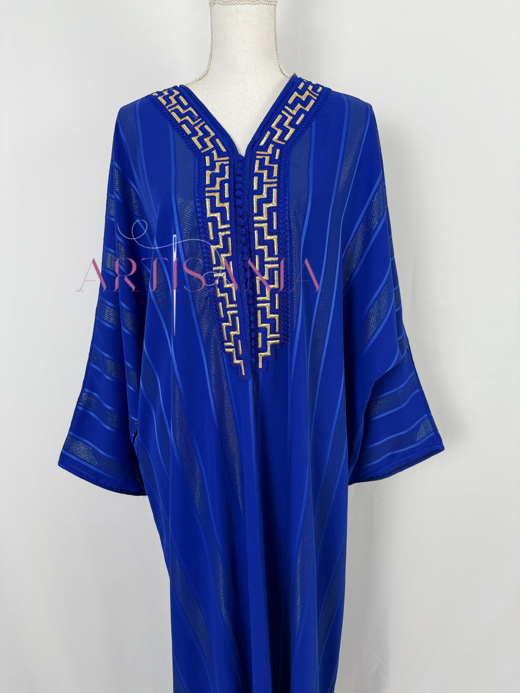 Gandoura tissu jawhara avec broderies - modèle Zahia