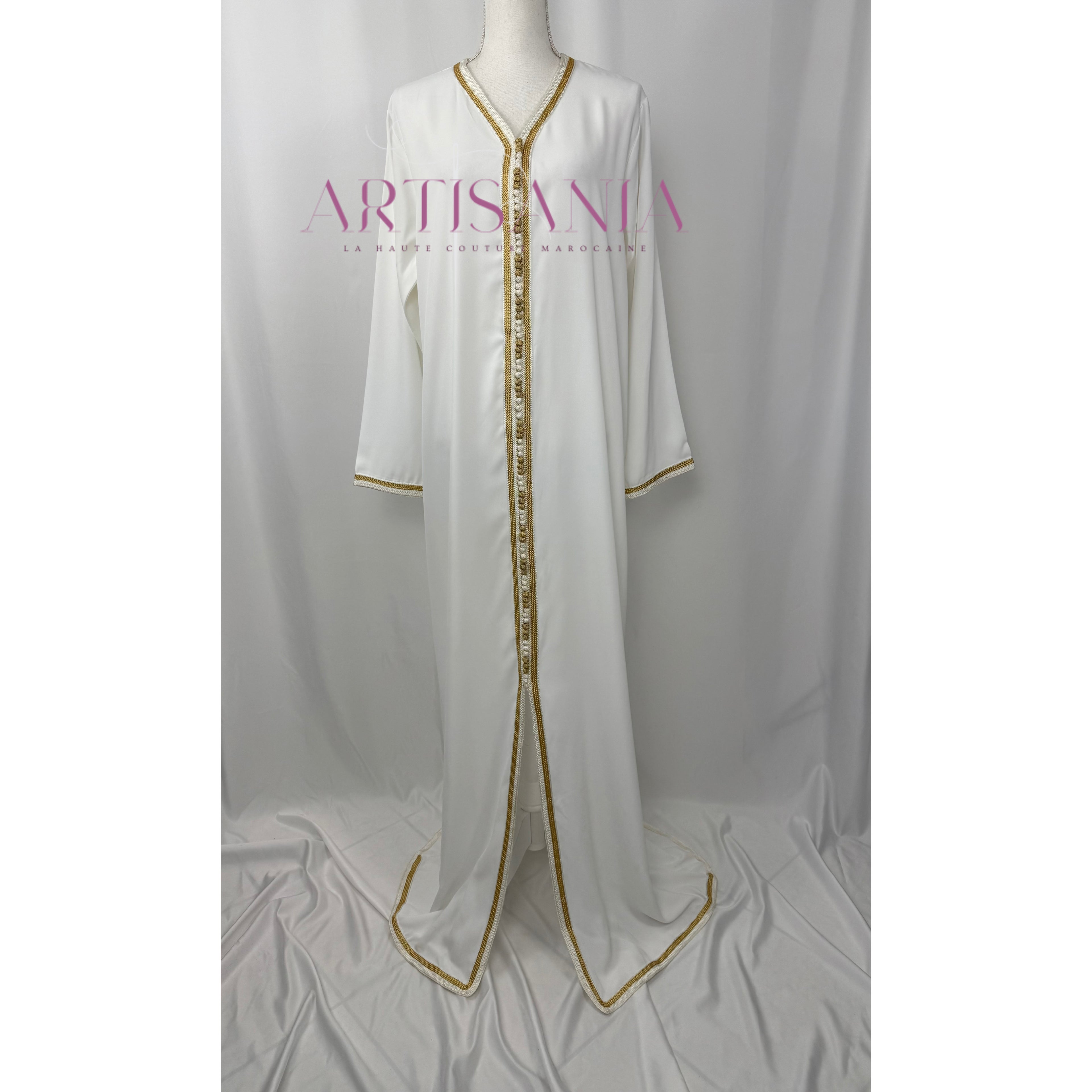 Takchita marocaine blanche et doré - modèle Linda ✨🤍