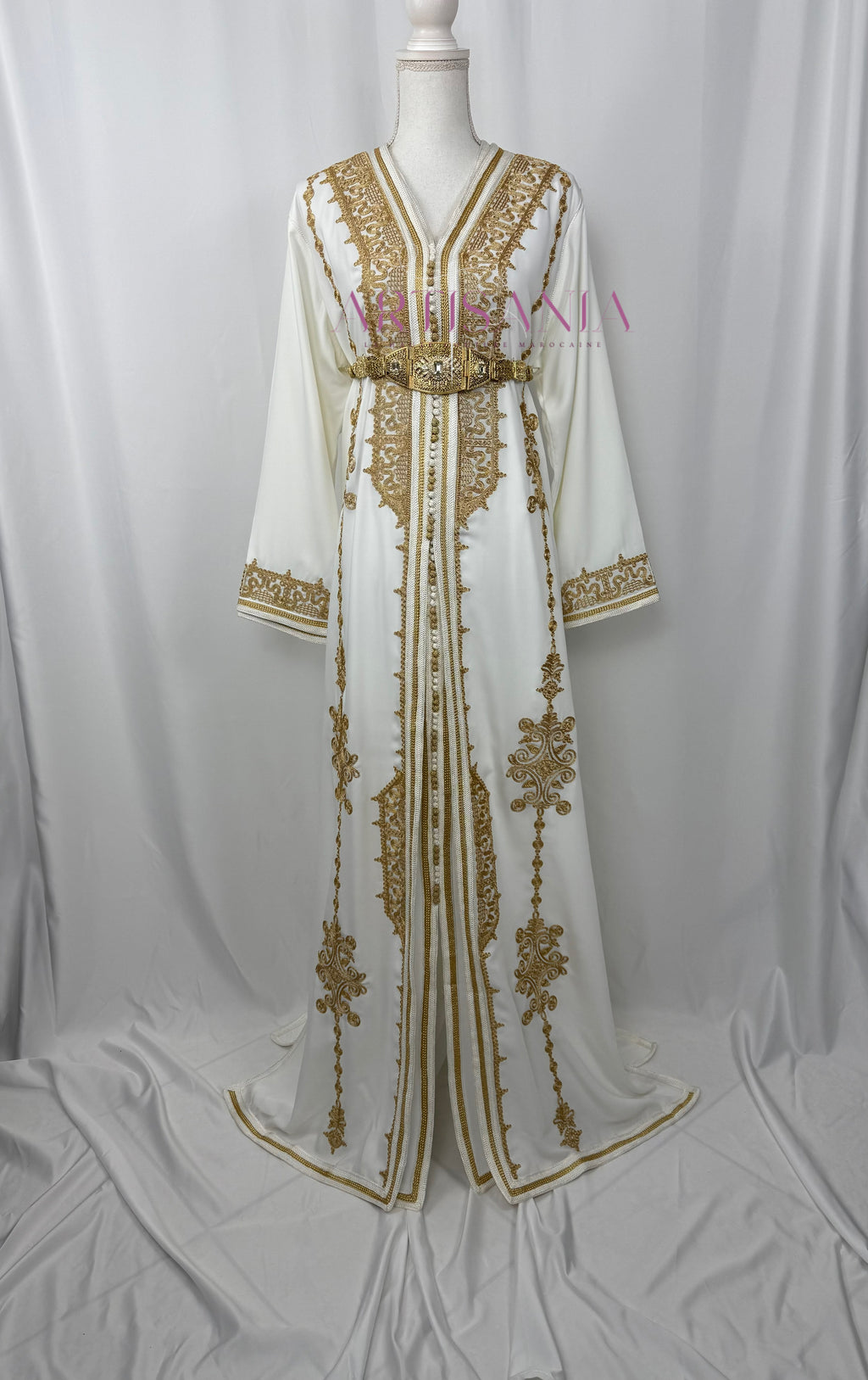 Takchita marocaine blanche et doré - modèle Stella ✨🤍