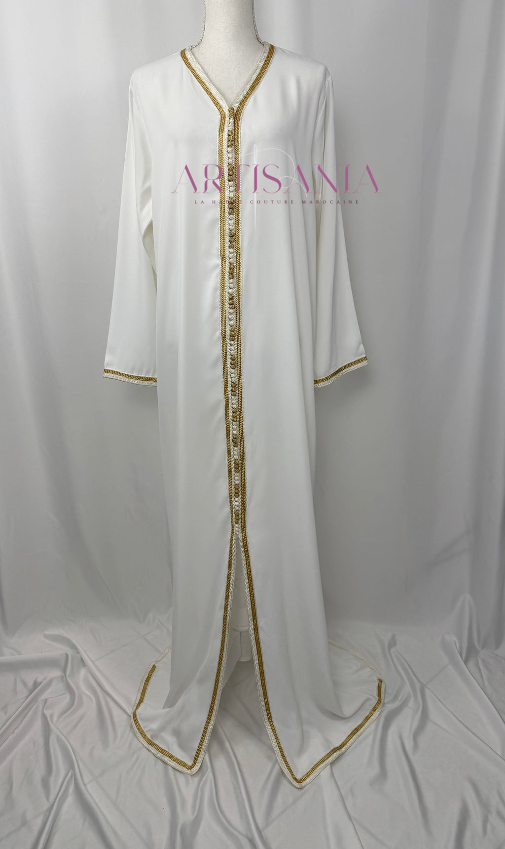 Takchita marocaine blanche et doré - modèle Stella ✨🤍