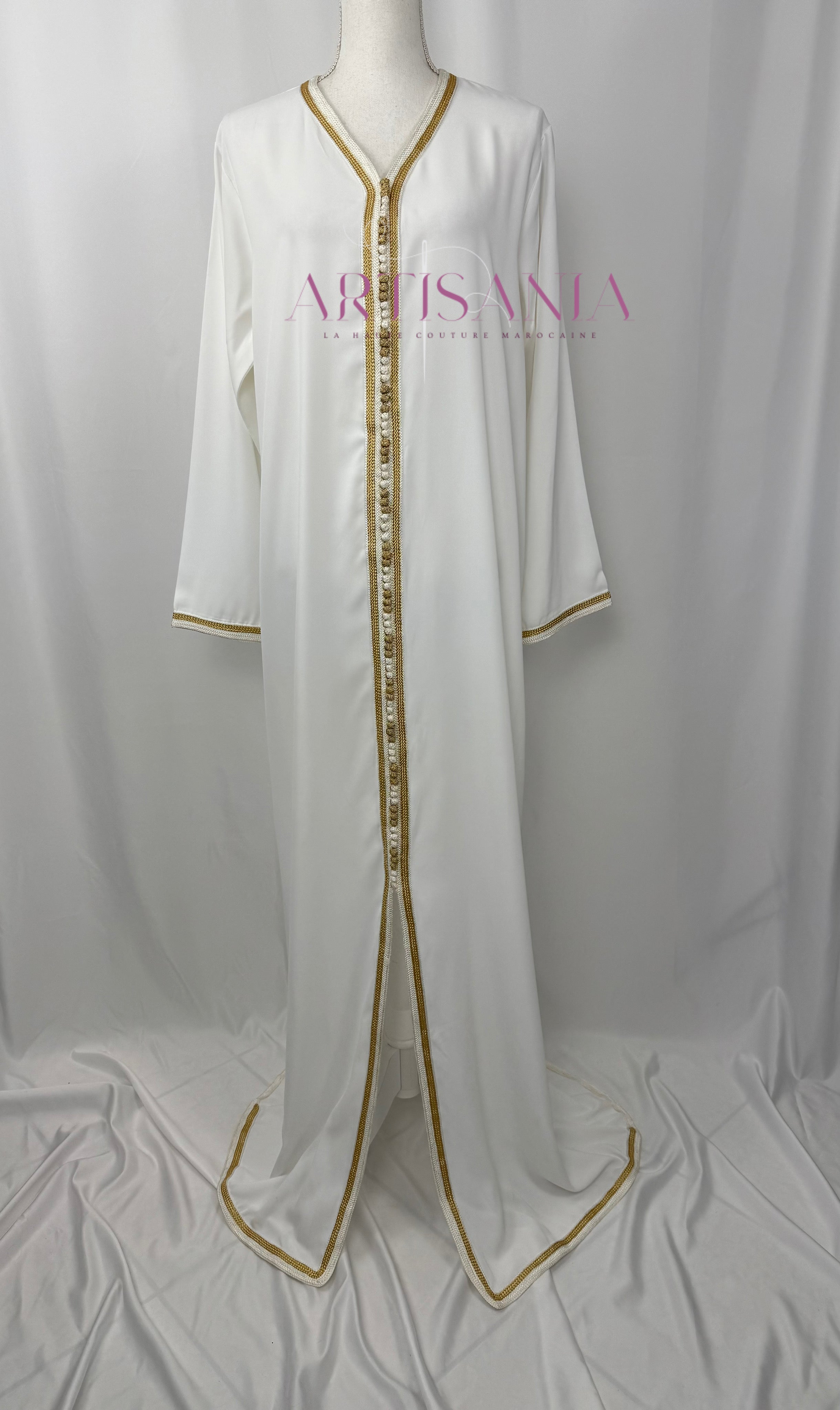 Takchita marocaine blanche et doré - modèle Stella ✨🤍