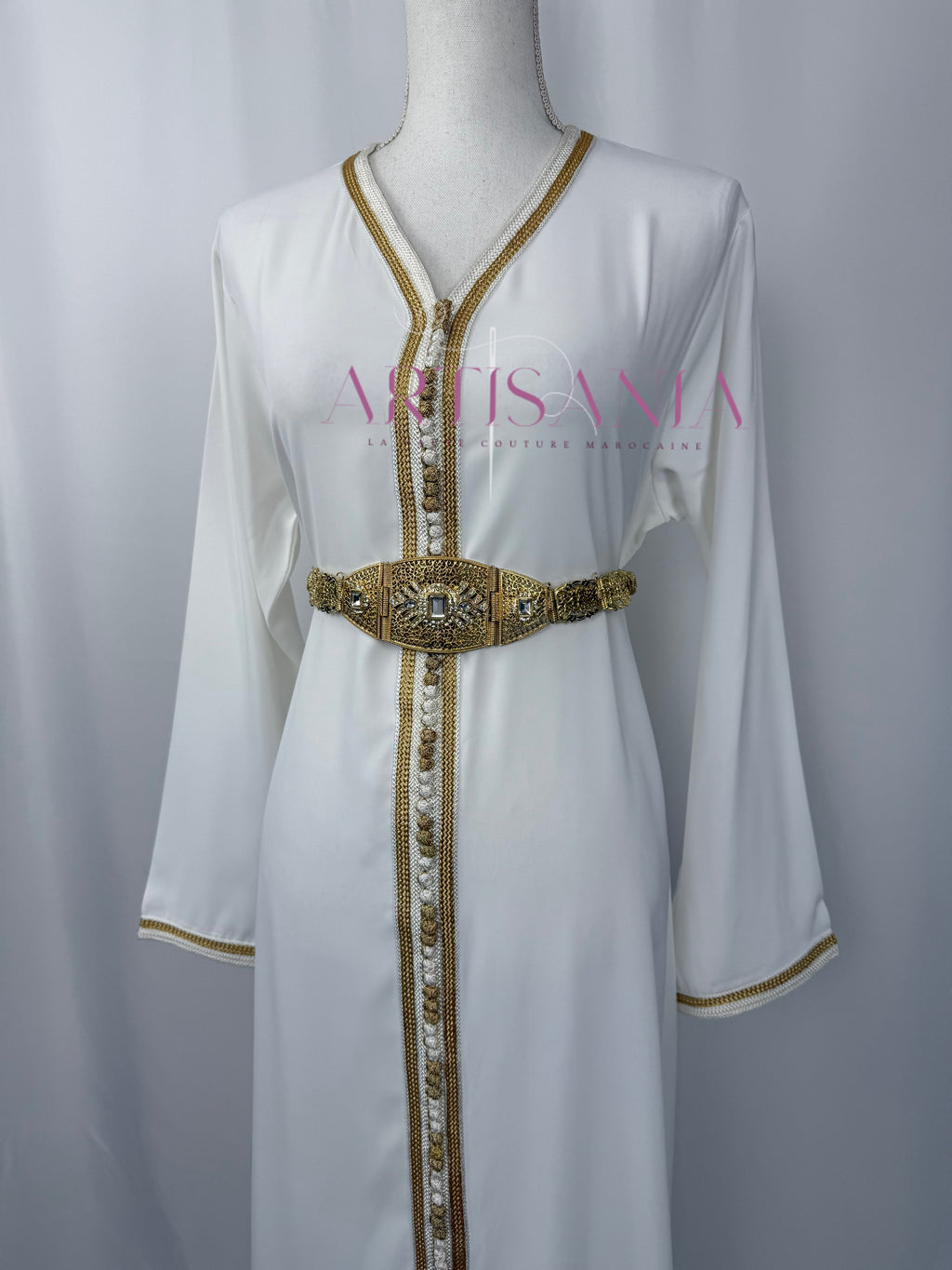 Takchita marocaine blanche et doré - modèle Stella ✨🤍