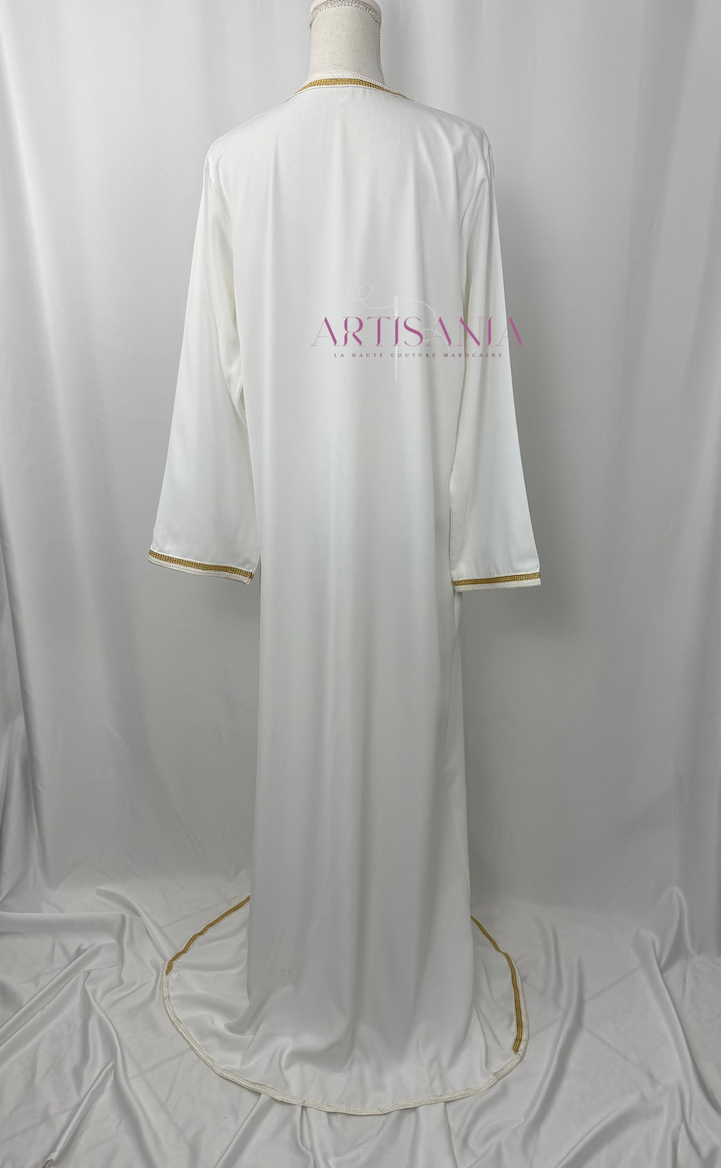 Takchita marocaine blanche et doré - modèle Stella ✨🤍