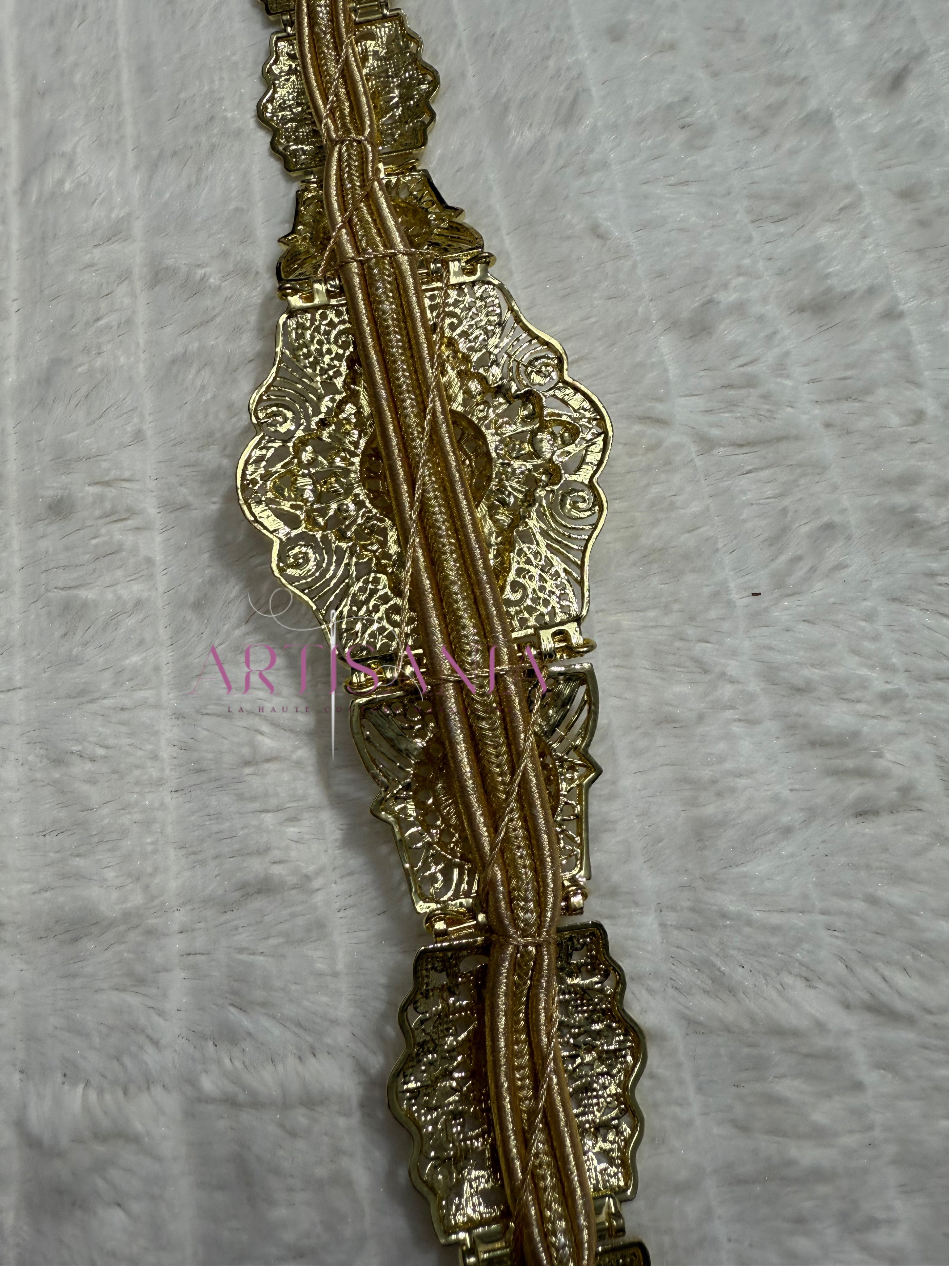 Ceinture métallique - dorée ajustable pour vos tenues simples ou traditionnelles 🇲🇦✨
