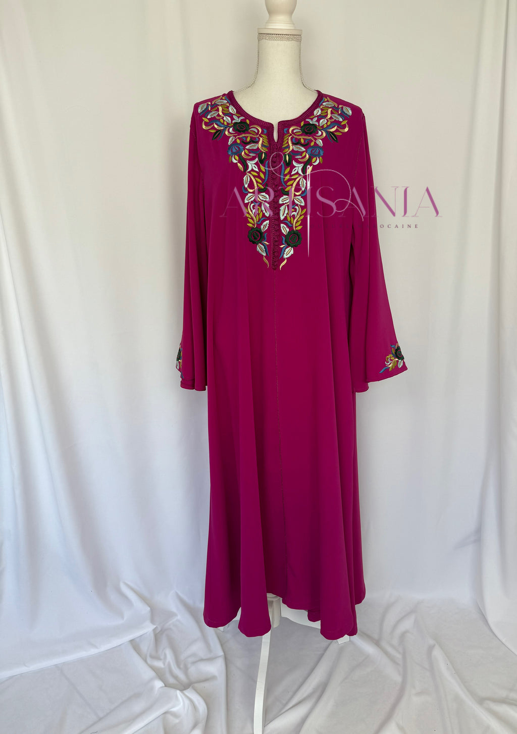 Gandoura marocaine brodée mi longue - modèle Souad 💐✨